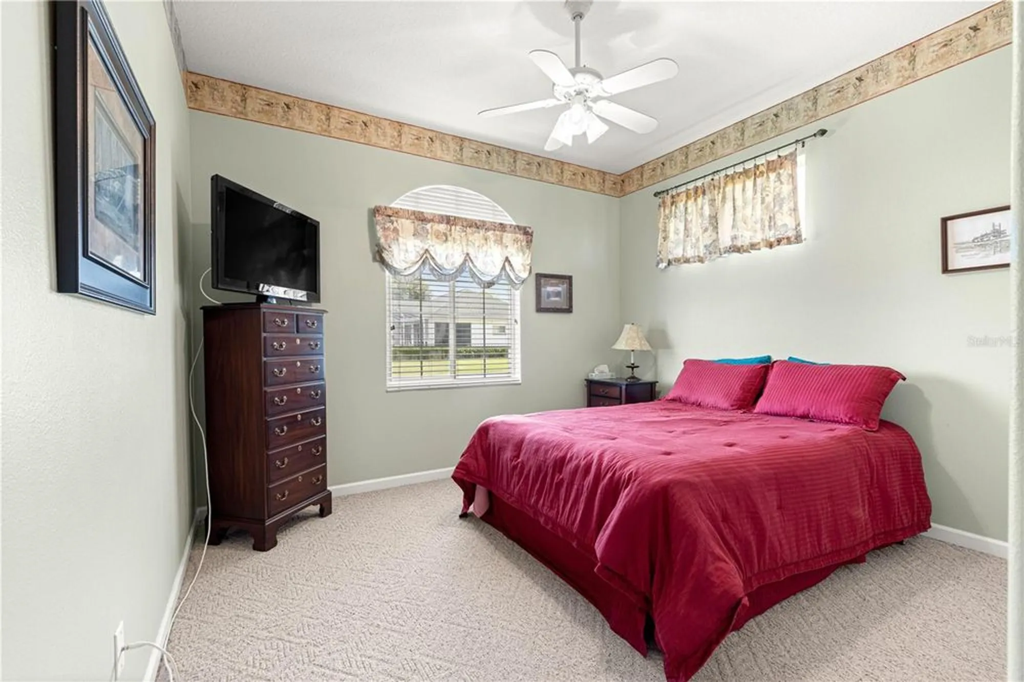 Property Slideshow image 3 of 50 | 5543 nw 25th loop, Ocala, FL, 34482