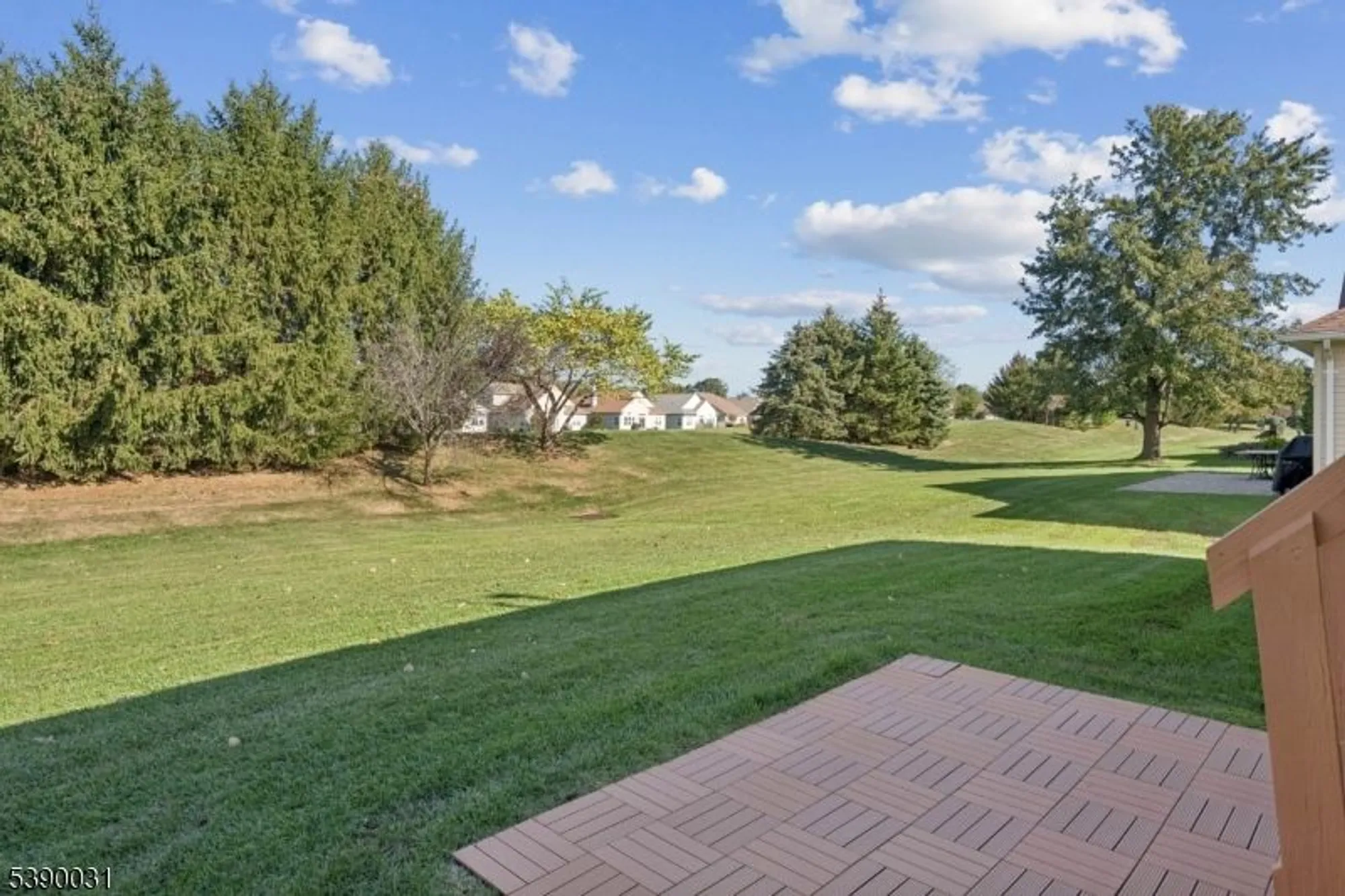 Property Slideshow image 27 of 42 | 29 medici dr, Somerset, NJ, 08873