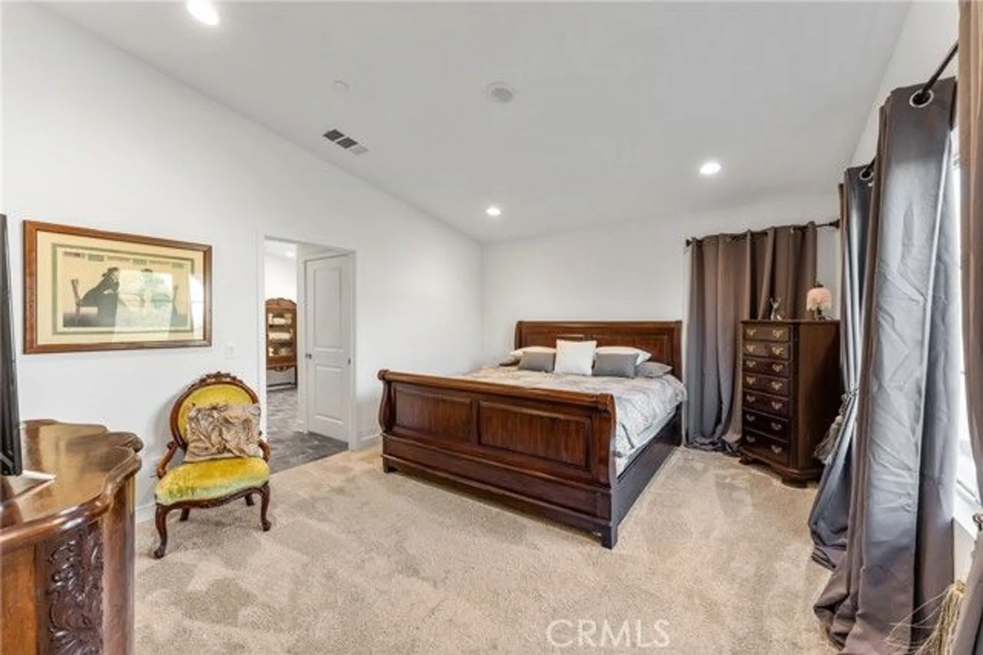 Property Slideshow image 17 of 45 | 1630 easton ln, Beaumont, CA, 92223