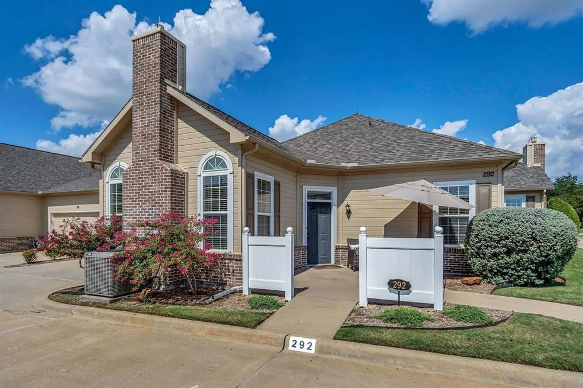 Property Slideshow image 30 of 40 | 2601 marsh ln 292, Plano, TX, 75093