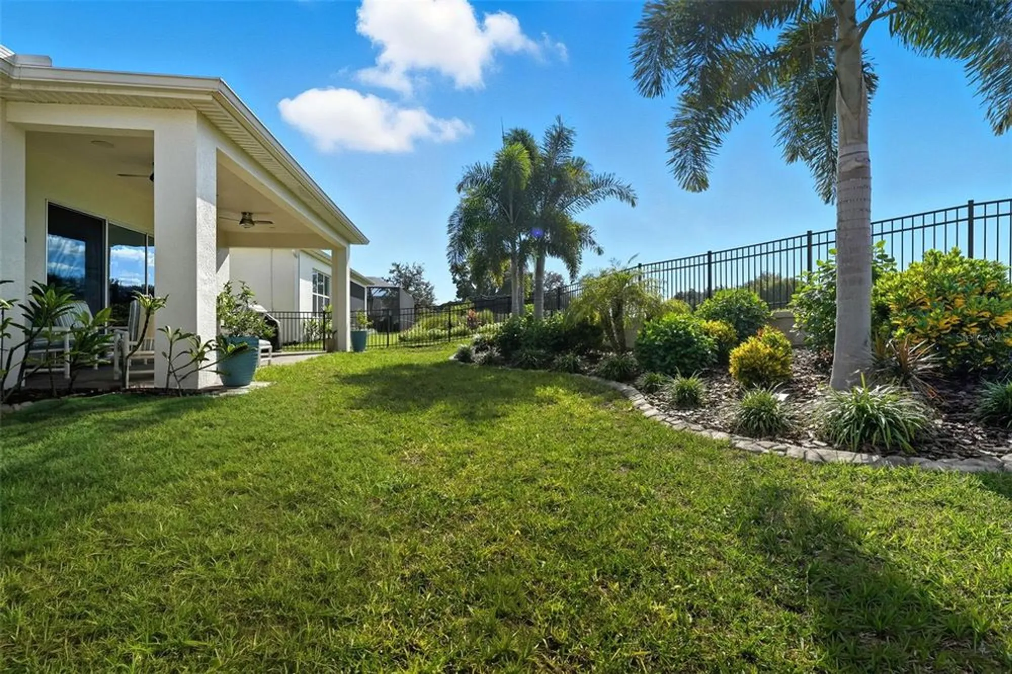 Property Slideshow image 42 of 60 | 2074 flora pass pl, Kissimmee, FL, 34747