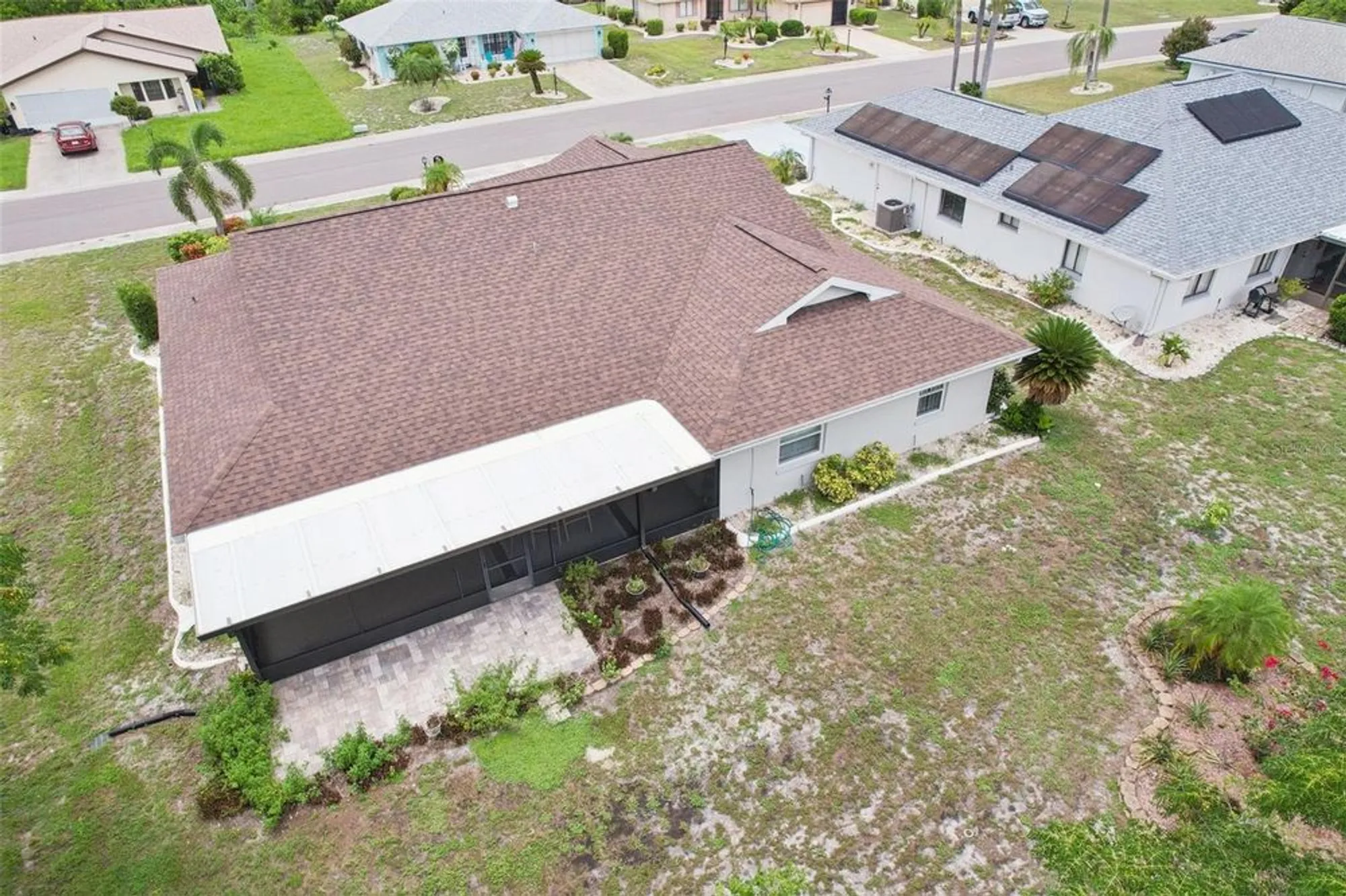 Property Slideshow image 10 of 72 | 1812 new bedford dr, Sun City Center, FL, 33573