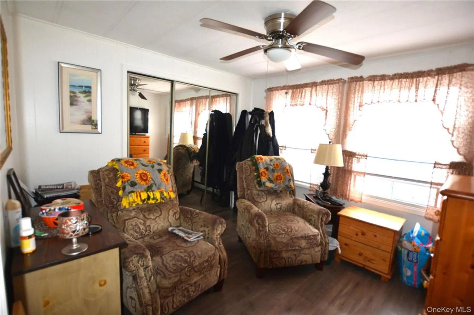 Property Slideshow image 7 of 31 | 77 village cir, Manorville, NY, 11949
