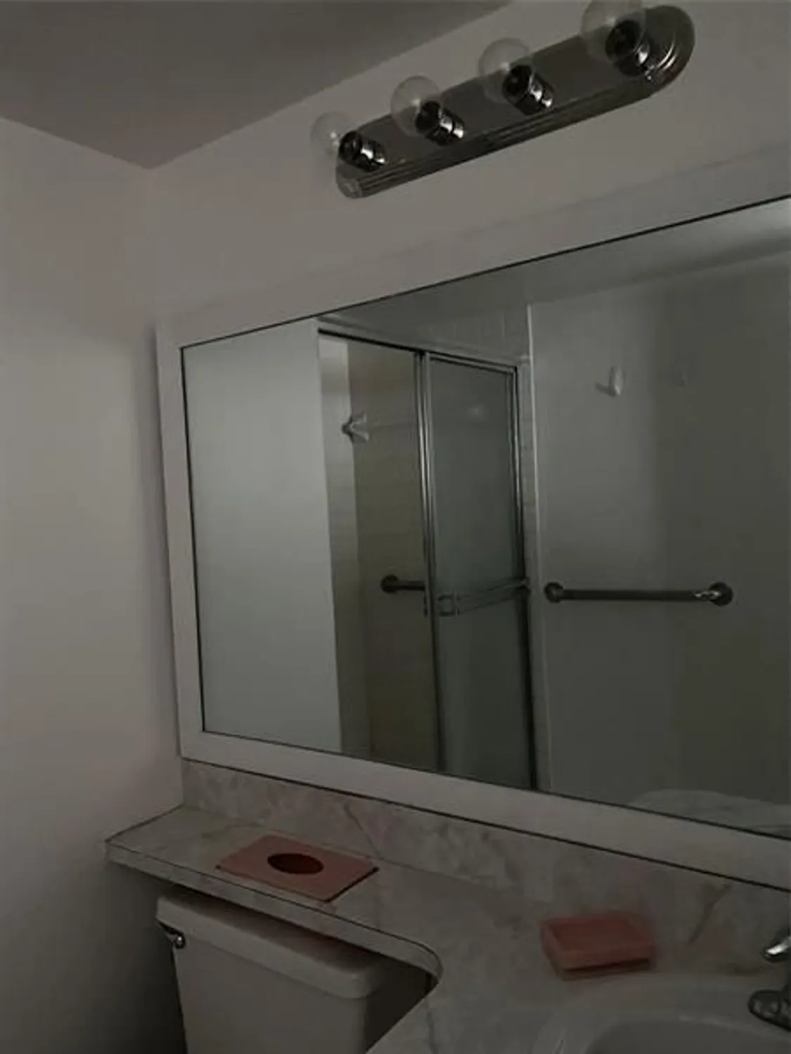 Property Slideshow image 16 of 20 | 811 s hollybrook dr 203, Pembroke Pines, FL, 33025