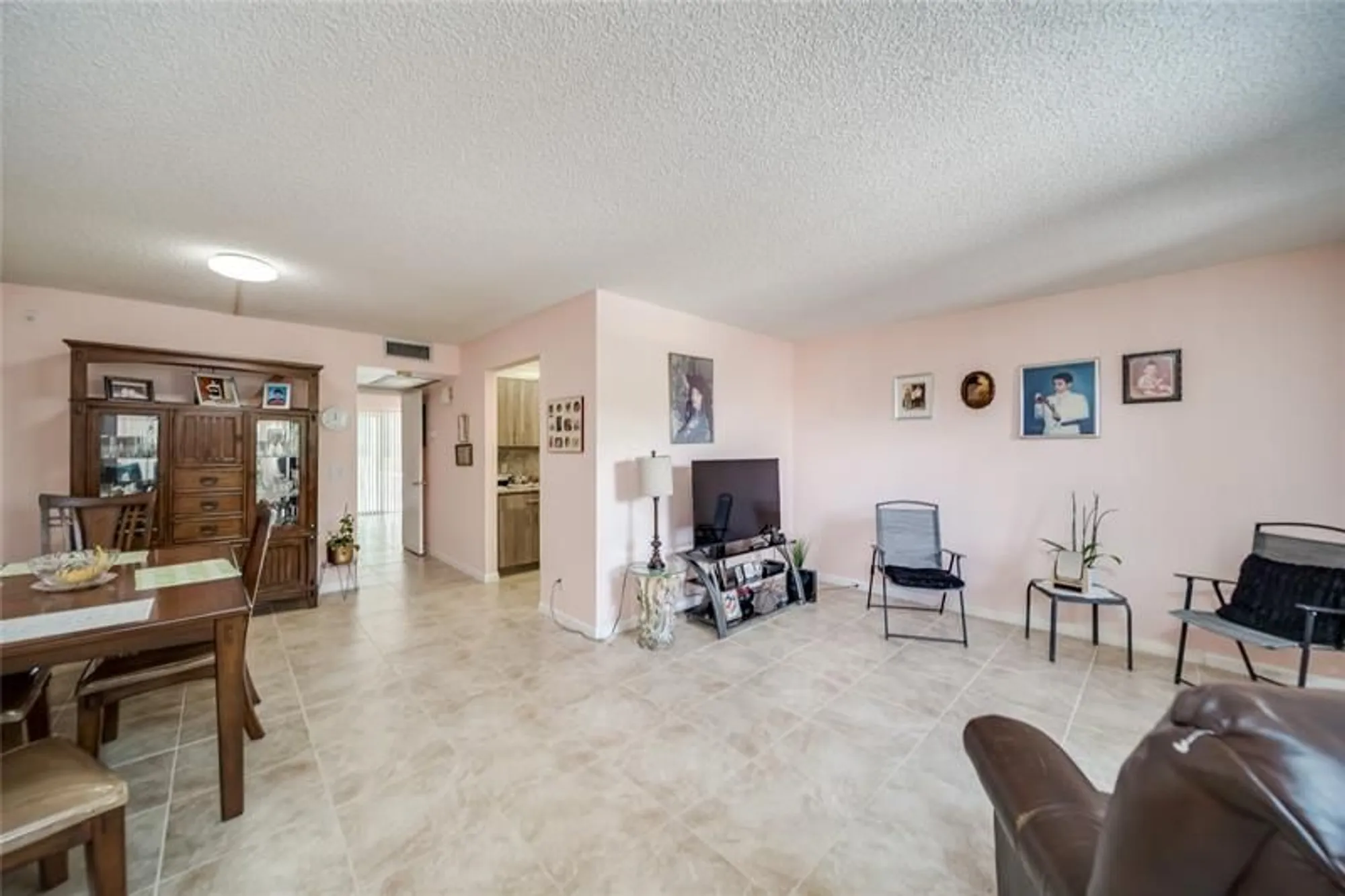 Property Slideshow image 24 of 44 | 13250 sw 7th ct 303l, Pembroke Pines, FL, 33027