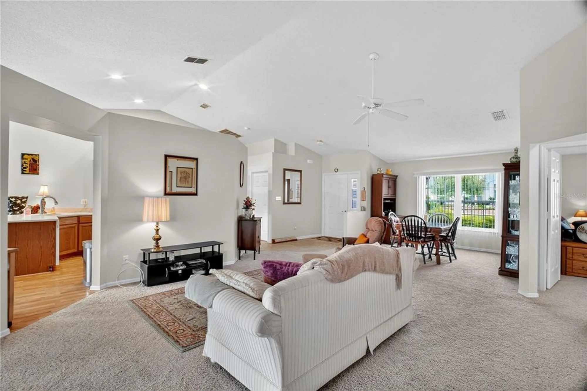 Property Slideshow image 18 of 35 | 4745 tara view rd, Leesburg, FL, 34748