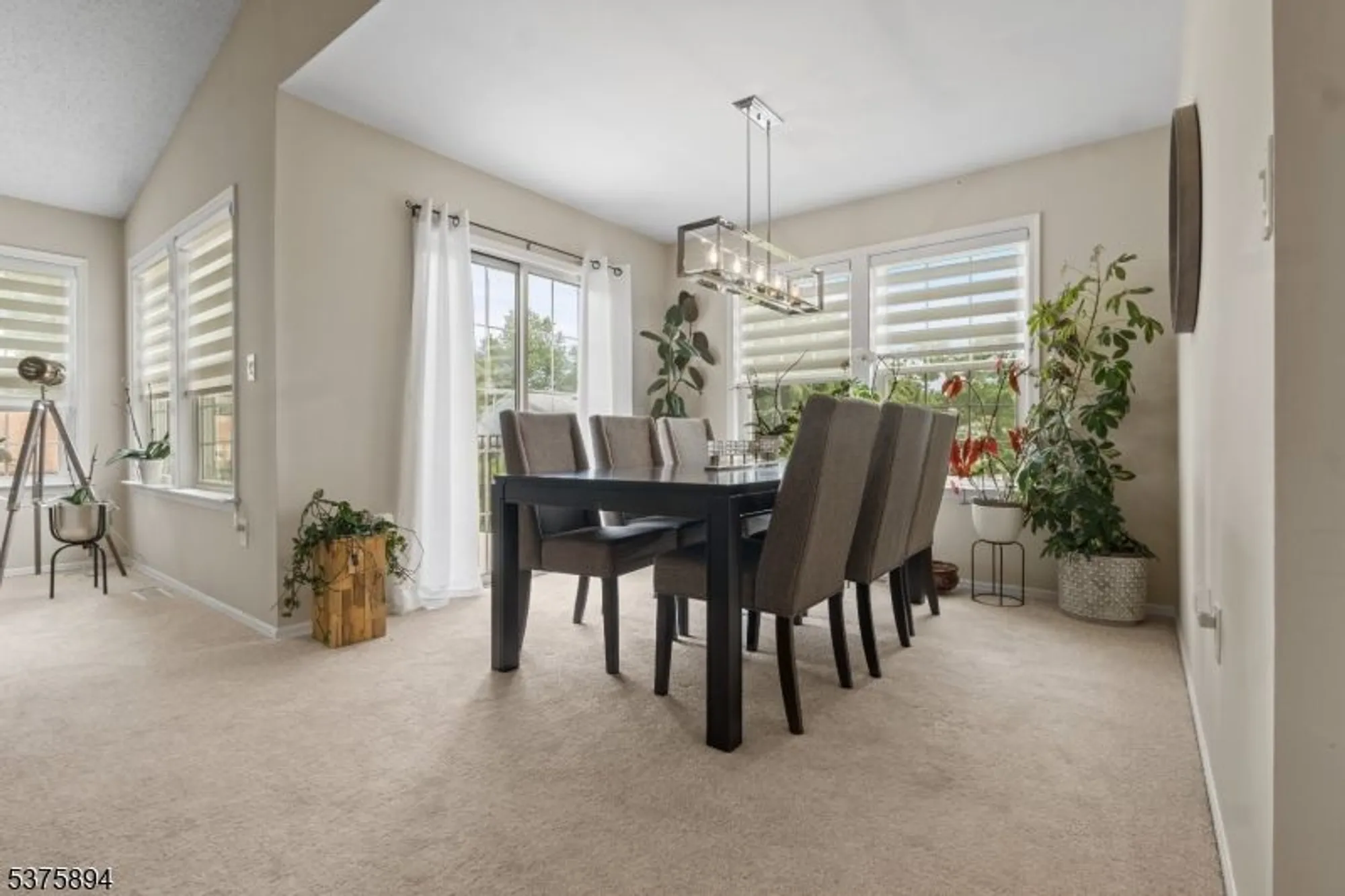 Property Slideshow image 8 of 19 | 20 dorchester dr, Monroe Twp, NJ, 08831