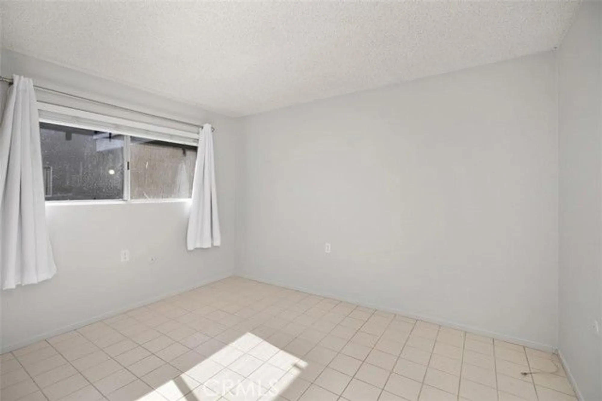 Property Slideshow image 16 of 25 | 2405 via mariposa 2g, Laguna Woods, CA, 92637