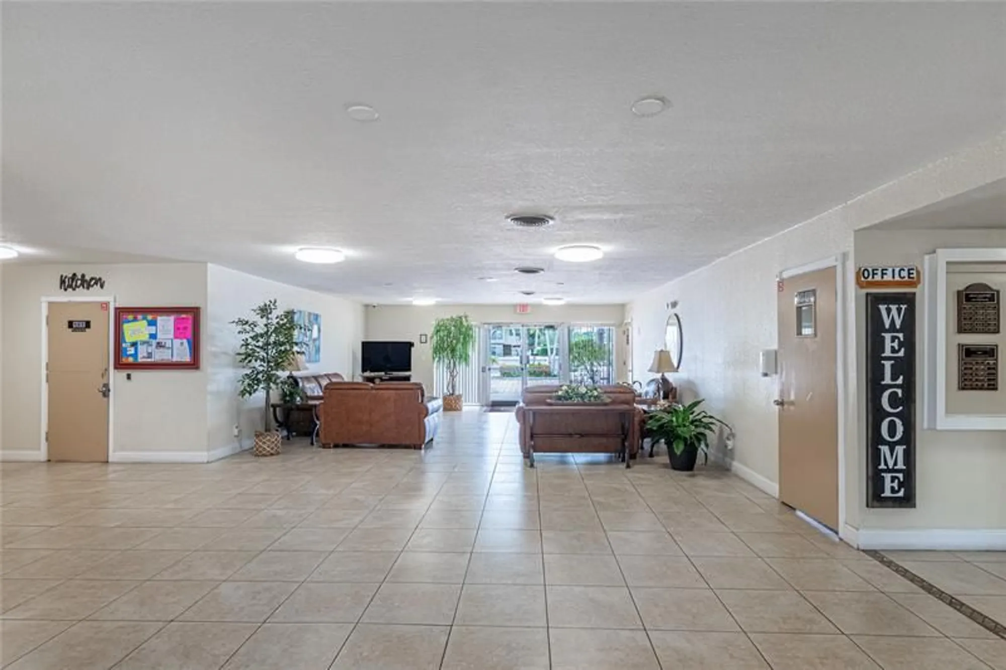Property Slideshow image 27 of 30 | 600 nw 80th ave apt 105, Margate, FL, 33063