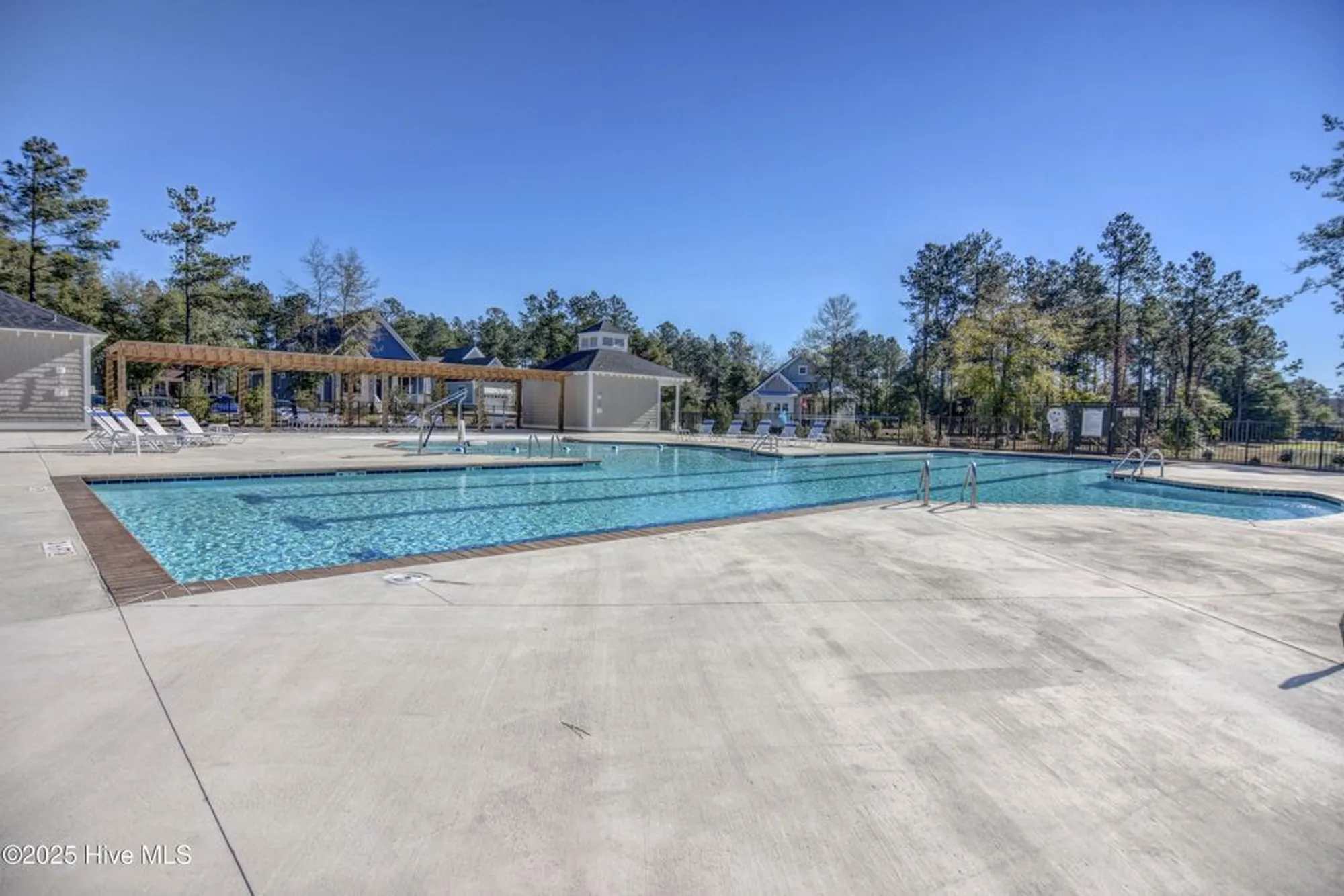 Property Slideshow image 72 of 112 | 3722 white cliffs dr, Castle Hayne, NC, 28429