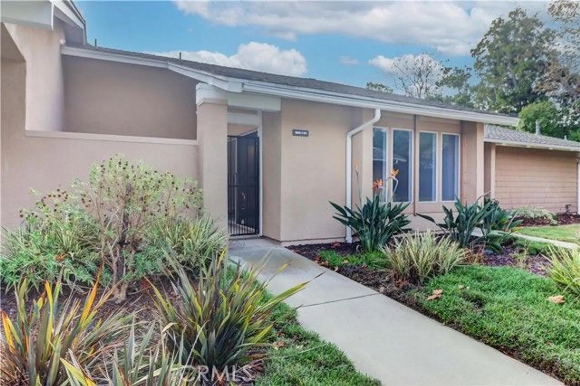 Property Slideshow image 40 of 63 | 8566 sierra cir 911-c, Huntington Beach, CA, 92646