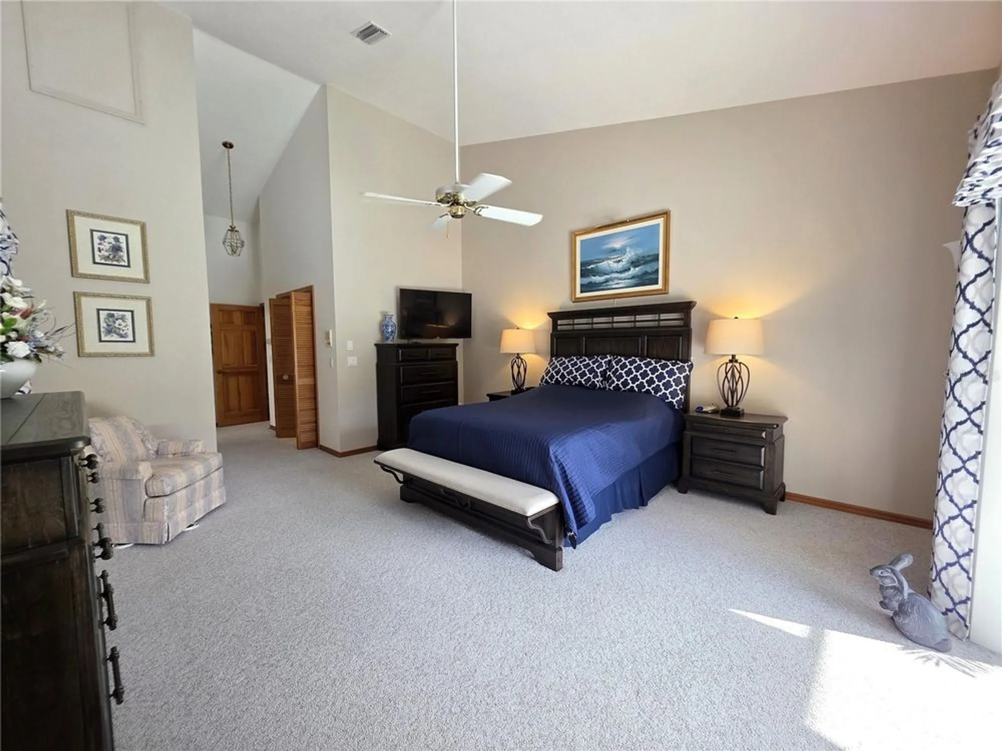 Property Slideshow image 32 of 45 | 9446 ashley dr, Weeki Wachee, FL, 34613