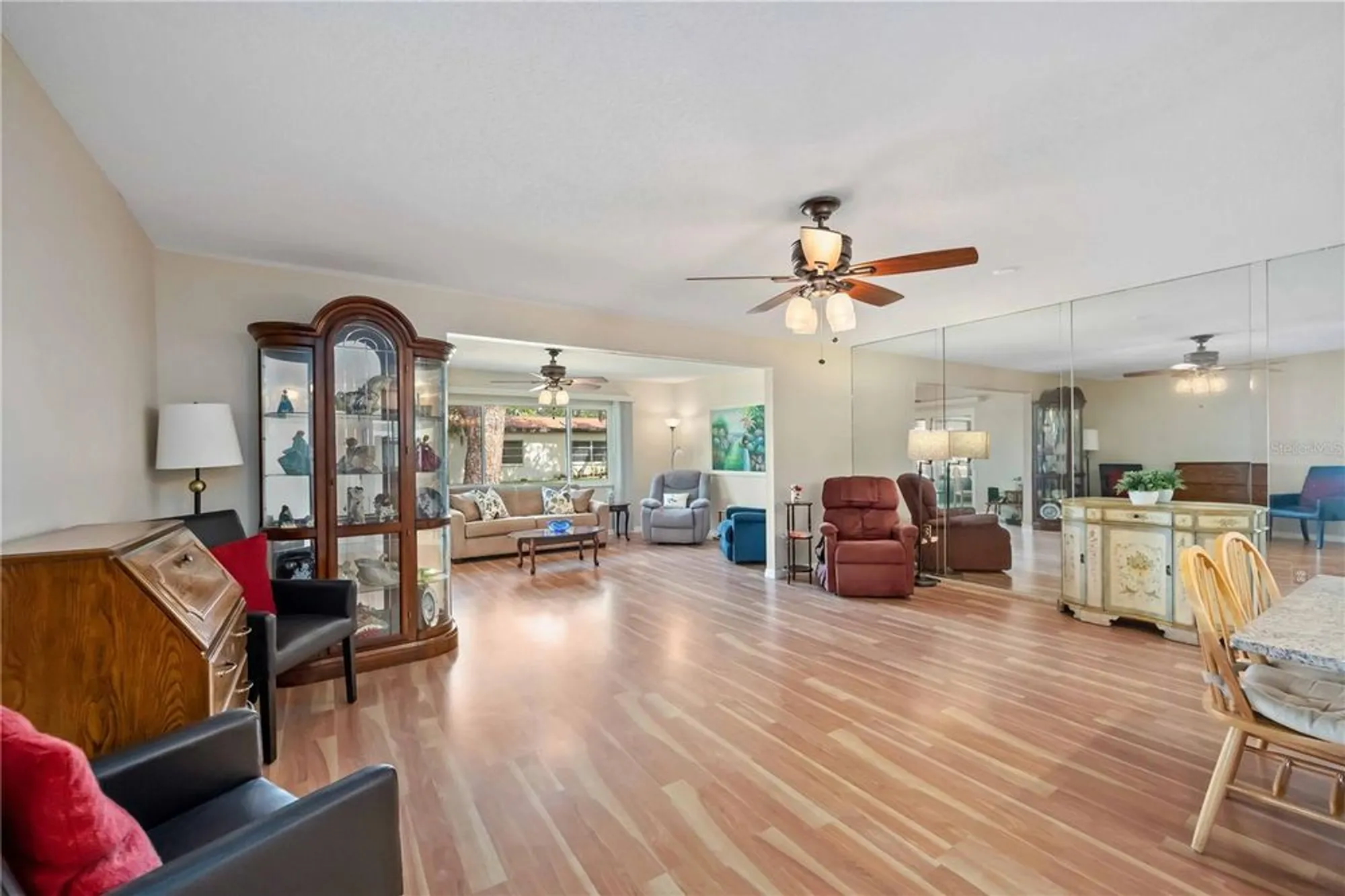 Property Slideshow image 8 of 51 | 3527 silver pine ct # 82, Sarasota, FL, 34231