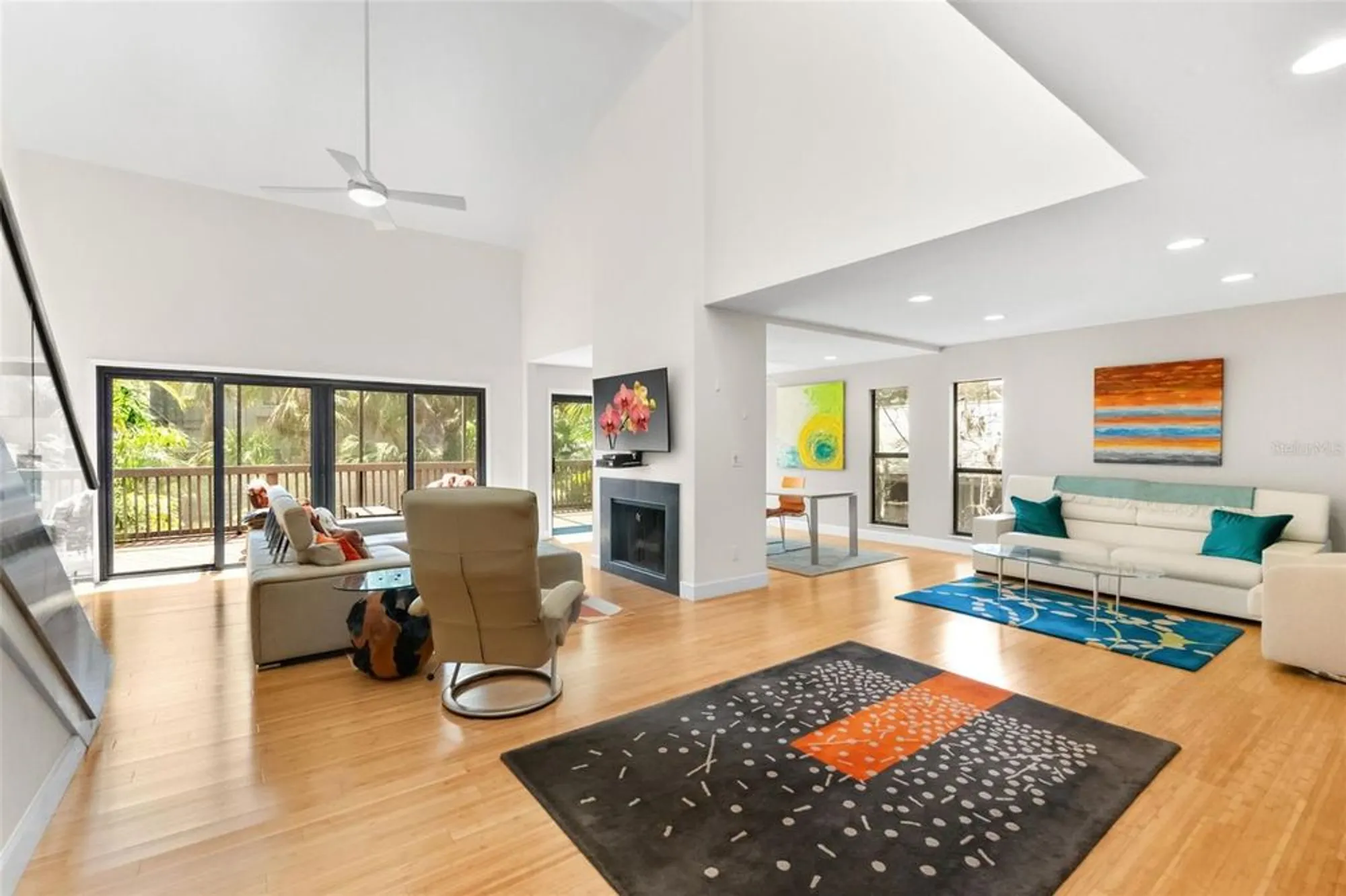 Property Slideshow image 6 of 69 | 1347 landings dr 6, Sarasota, FL, 34231