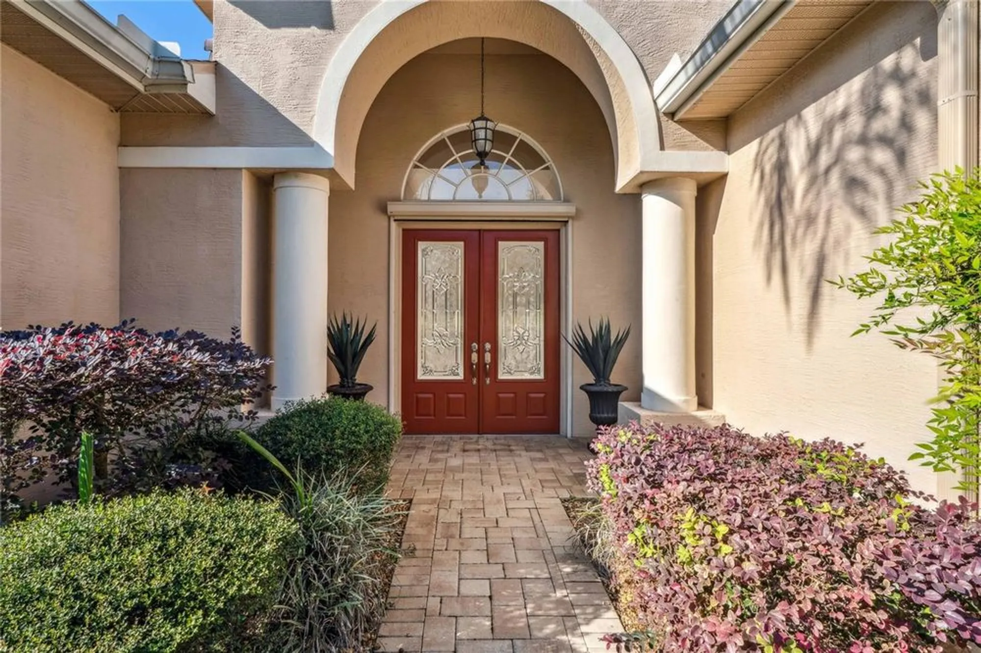 Property Slideshow image 4 of 100 | 9298 grand cypress dr, Weeki Wachee, FL, 34613