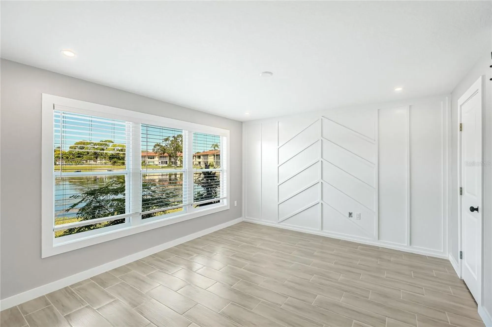 Property Slideshow image 13 of 26 | 4444 narraganset trl 96, Sarasota, FL, 34233