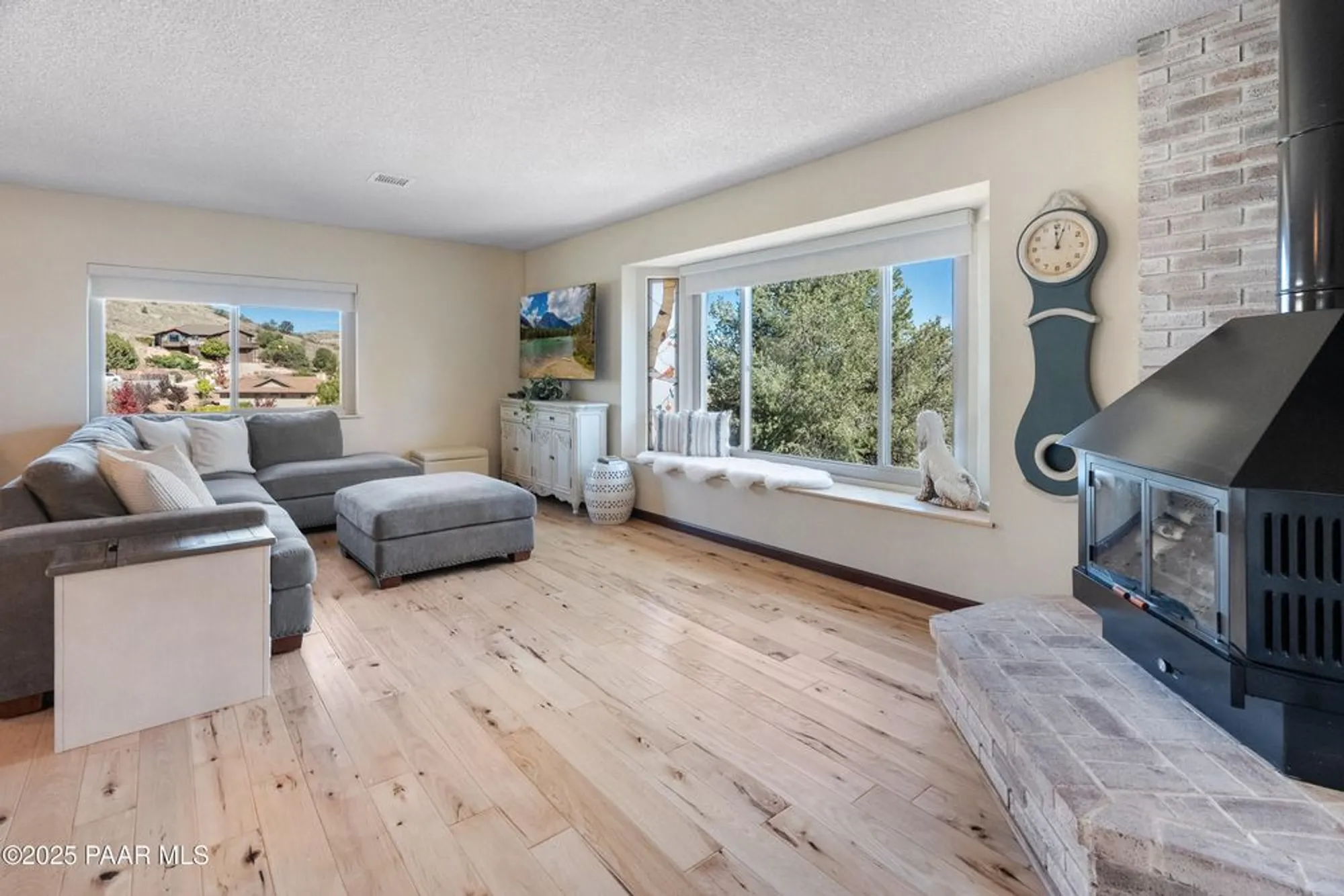 Property Slideshow image 4 of 45 | 722 sunrise blvd, Prescott, AZ, 86301