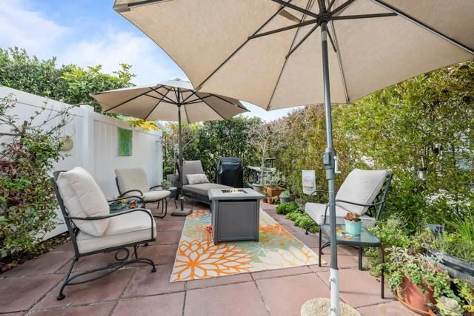 Property Slideshow image 19 of 31 | 5155 don rodolfo dr, Carlsbad, CA, 92010