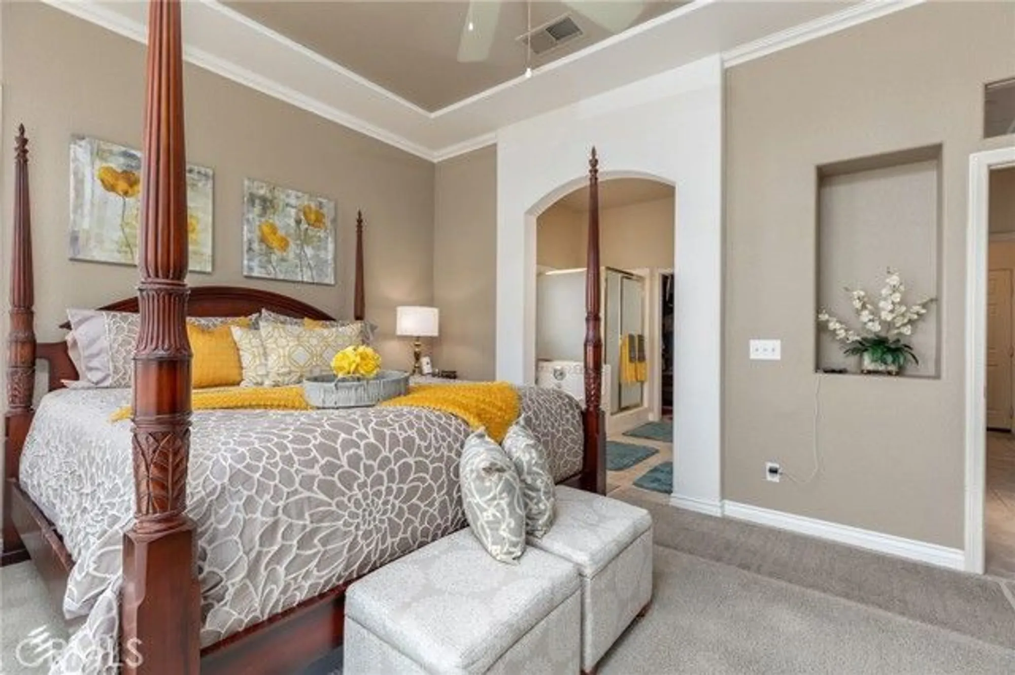 Property Slideshow image 13 of 41 | 4919 singing hills dr, Banning, CA, 92220