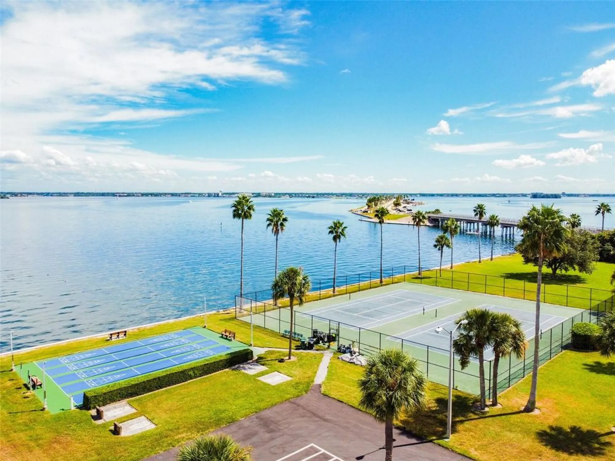 Property Slideshow image 49 of 71 | 5 gateshead dr 203, Dunedin, FL, 34698