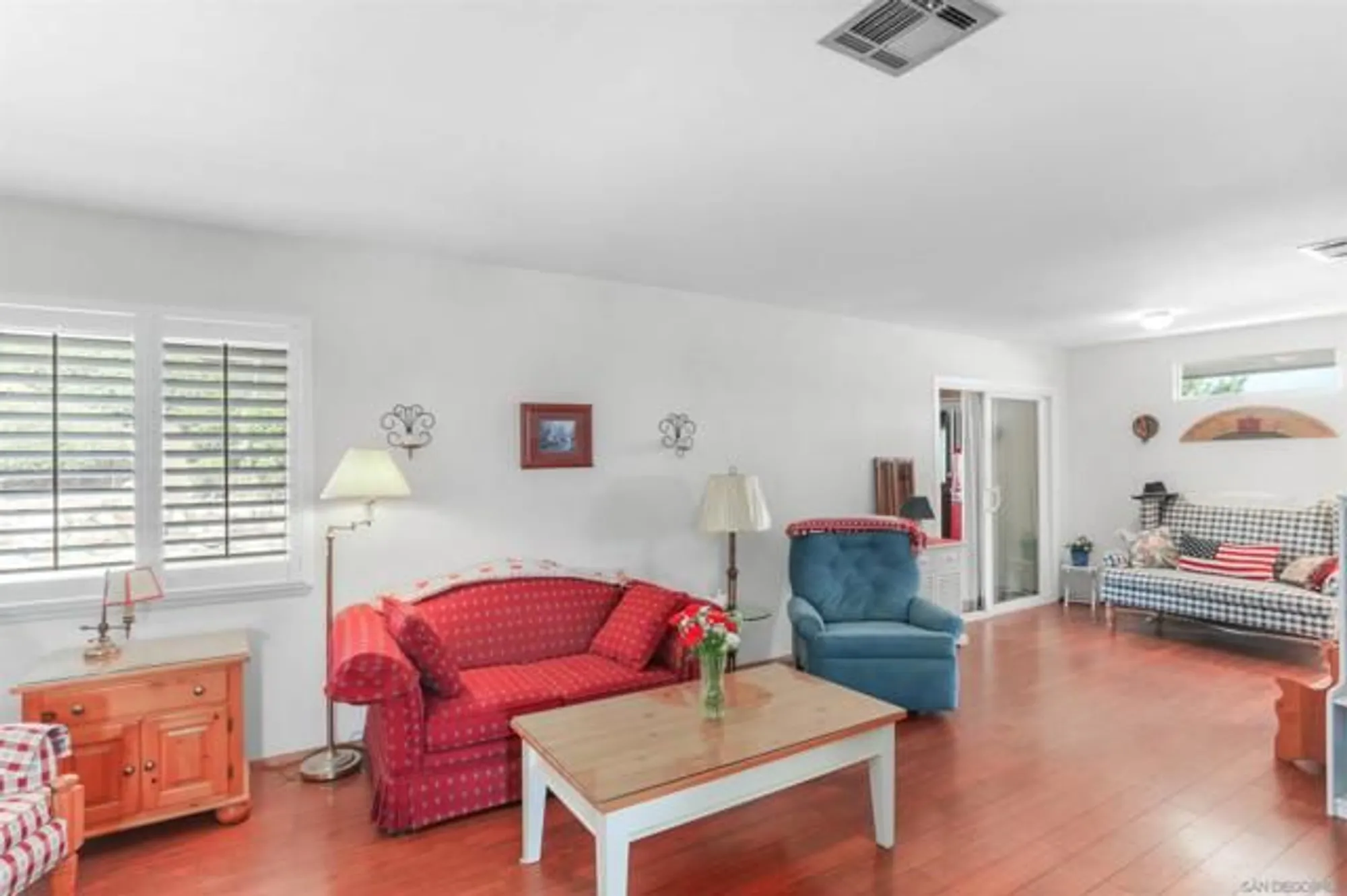 Property Slideshow image 12 of 26 | 16924 bellota dr, San Diego, CA, 92128