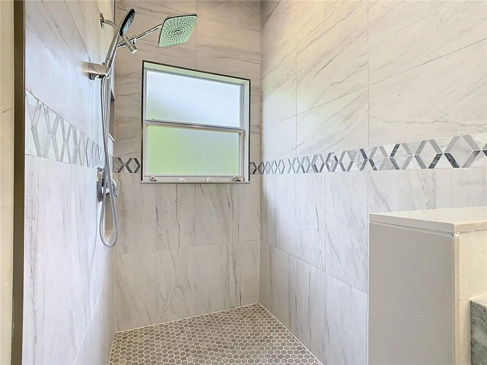 Property Slideshow image 30 of 81 | 531 barcelona dr, Poinciana, FL, 34759