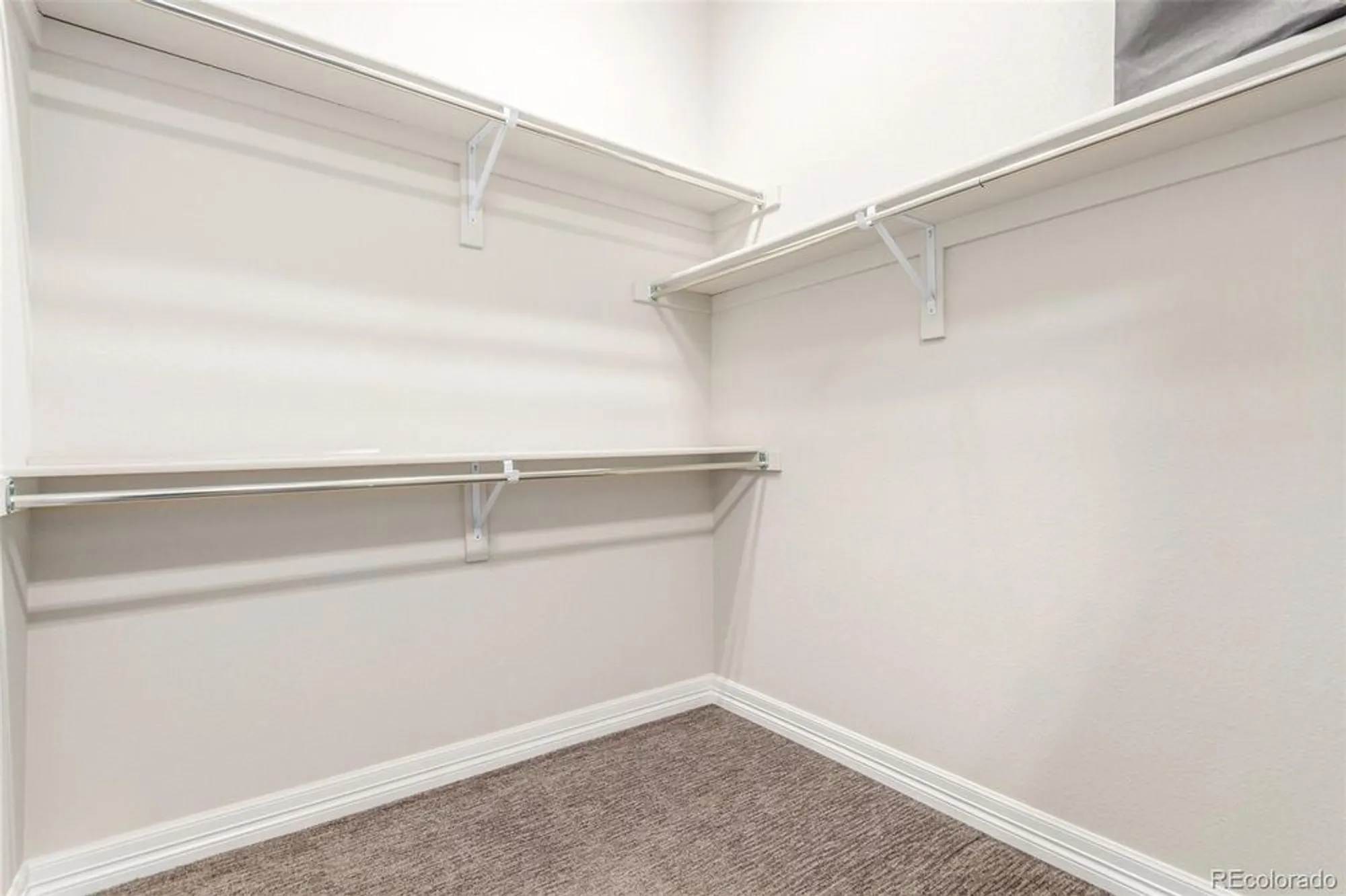 Property Slideshow image 27 of 45 | 22654 e henderson dr, Aurora, CO, 80016