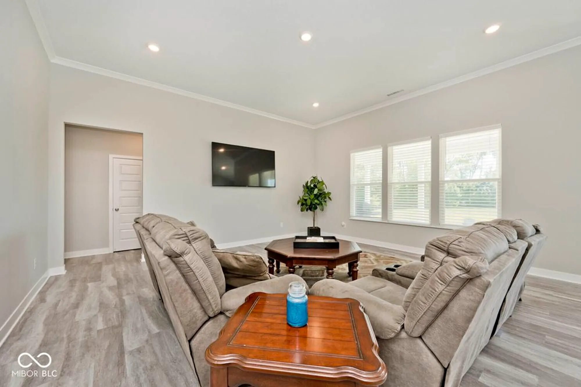 Property Slideshow image 16 of 29 | 3863 albert ln, Bargersville, IN, 46106