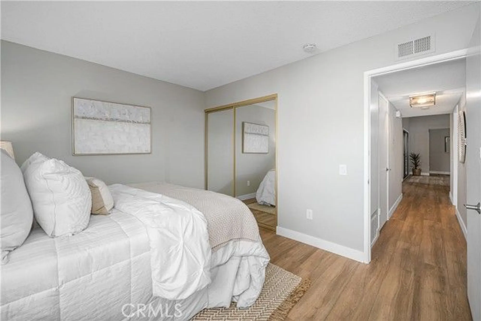 Property Slideshow image 18 of 32 | 8777 tulare dr unit 411h, Huntington Beach, CA, 92646