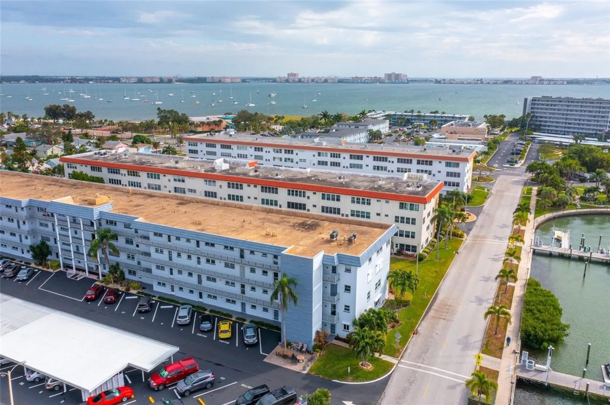 Property Slideshow image 24 of 39 | 3018 59th st 115, Gulfport, FL, 33707