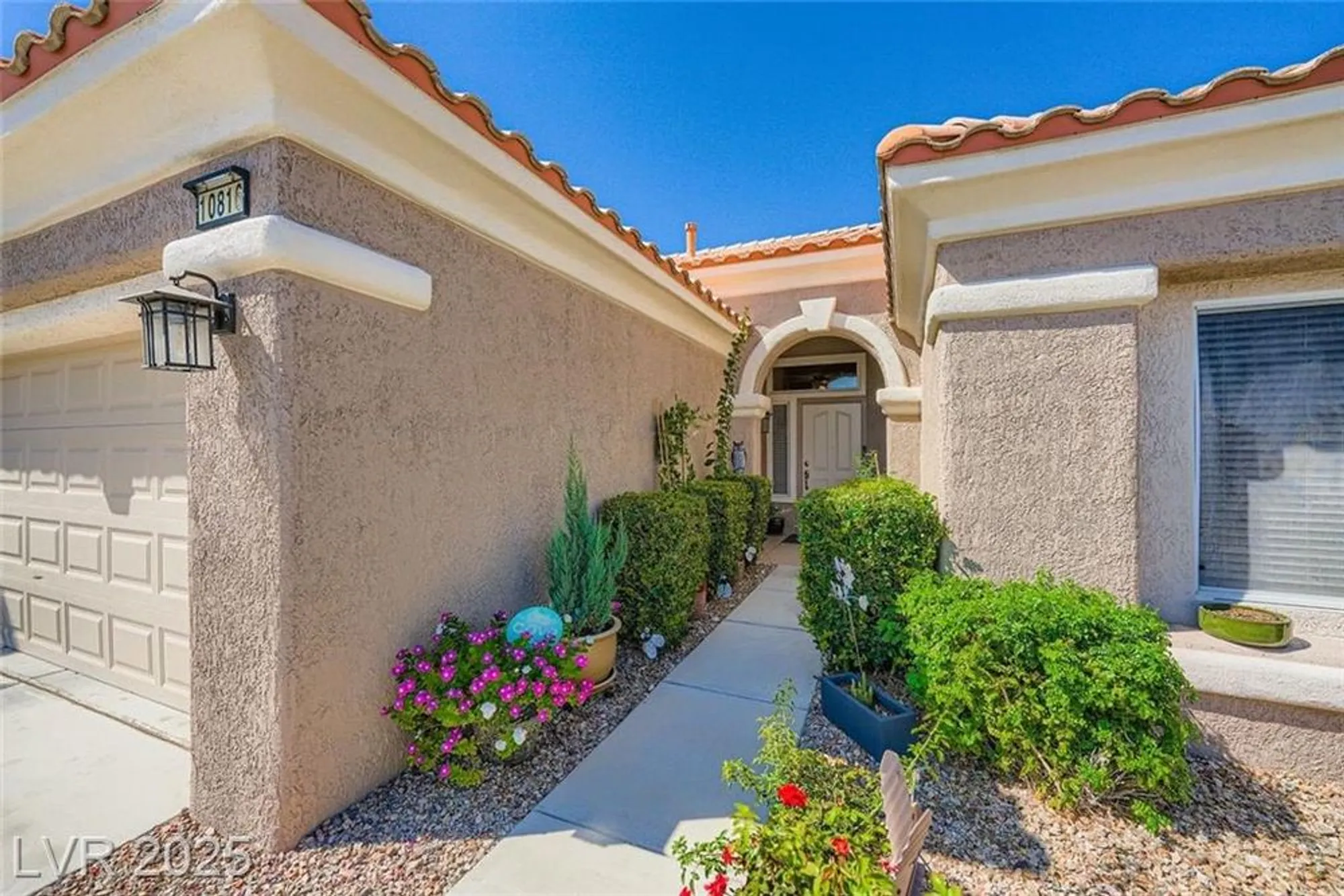 Property Slideshow image 2 of 23 | 10816 heritage hills dr, Las Vegas, NV, 89134