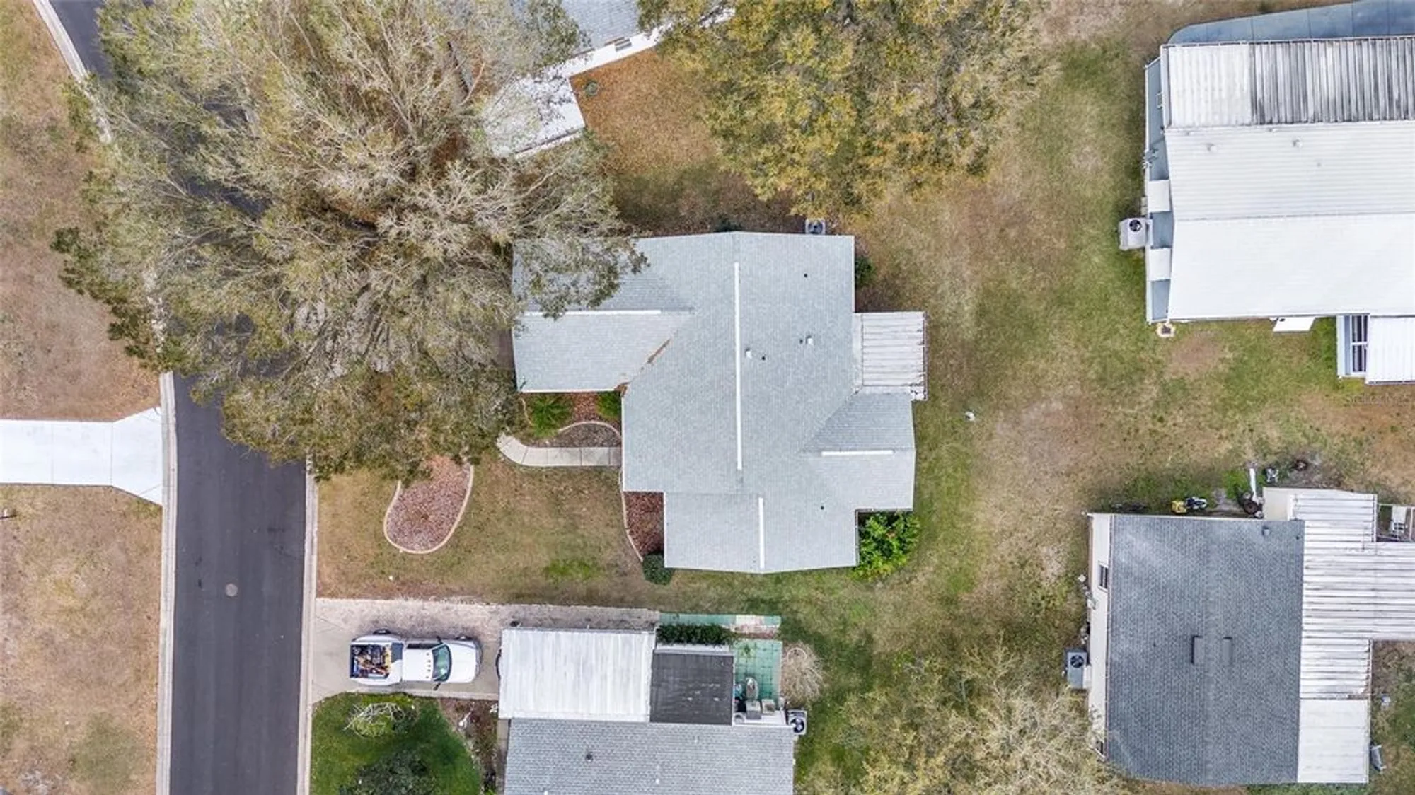 Property Slideshow image 43 of 52 | 1613 cherry hill rd, The Villages, FL, 32159