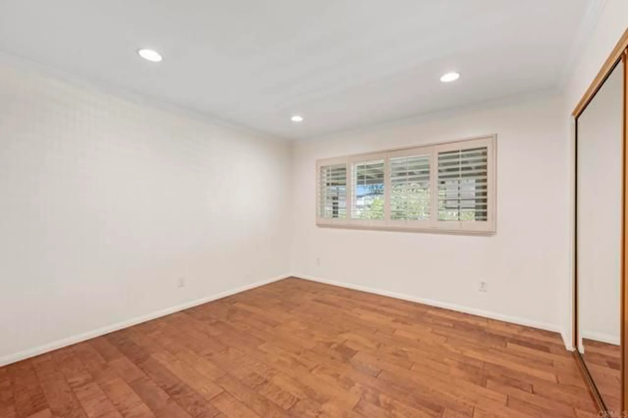 Property Slideshow image 23 of 57 | 1051 la reina dr, San Marcos, CA, 92078