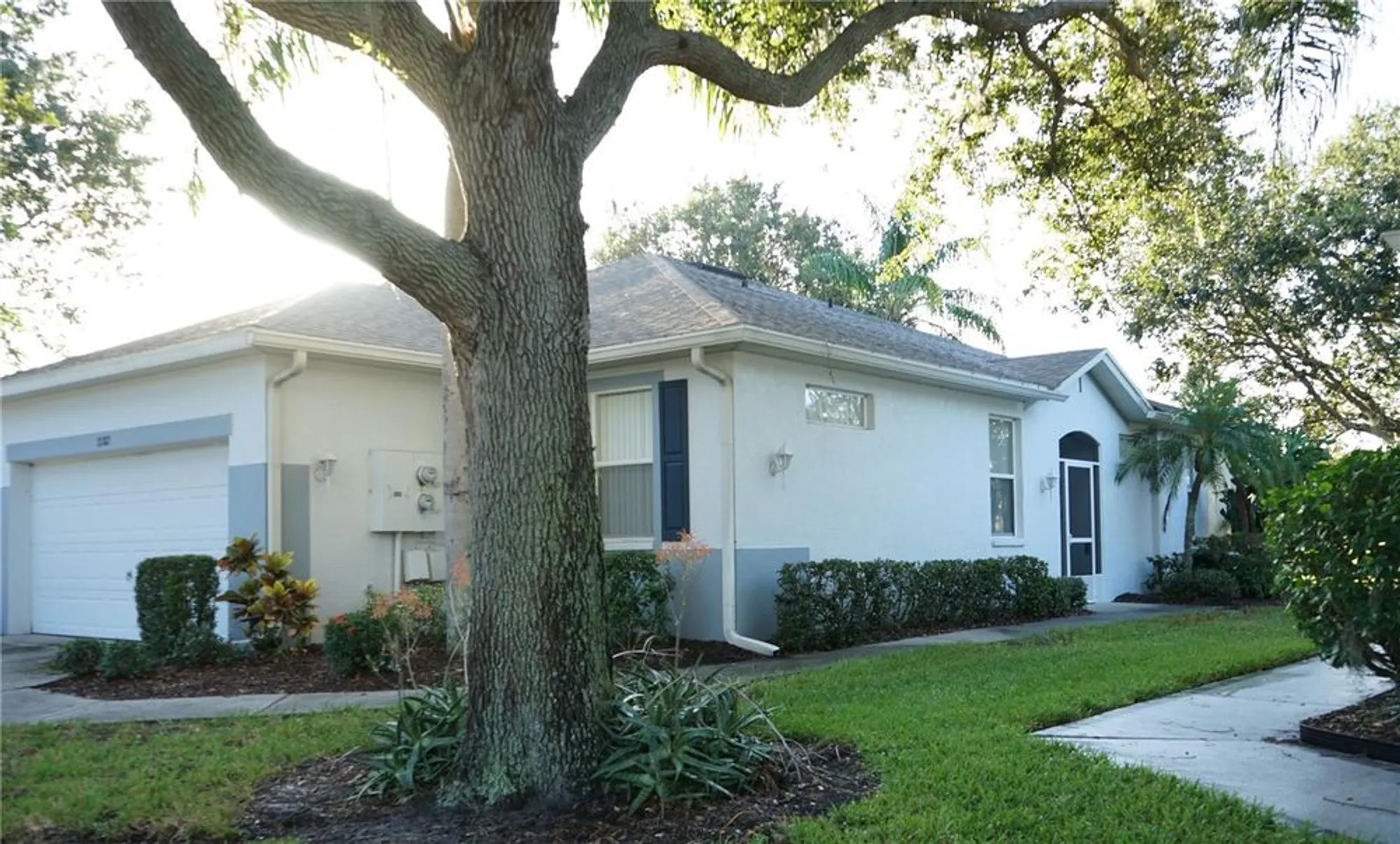 Property Slideshow image 4 of 53 | 2182 acadia greens dr # 66, Sun City Center, FL, 33573