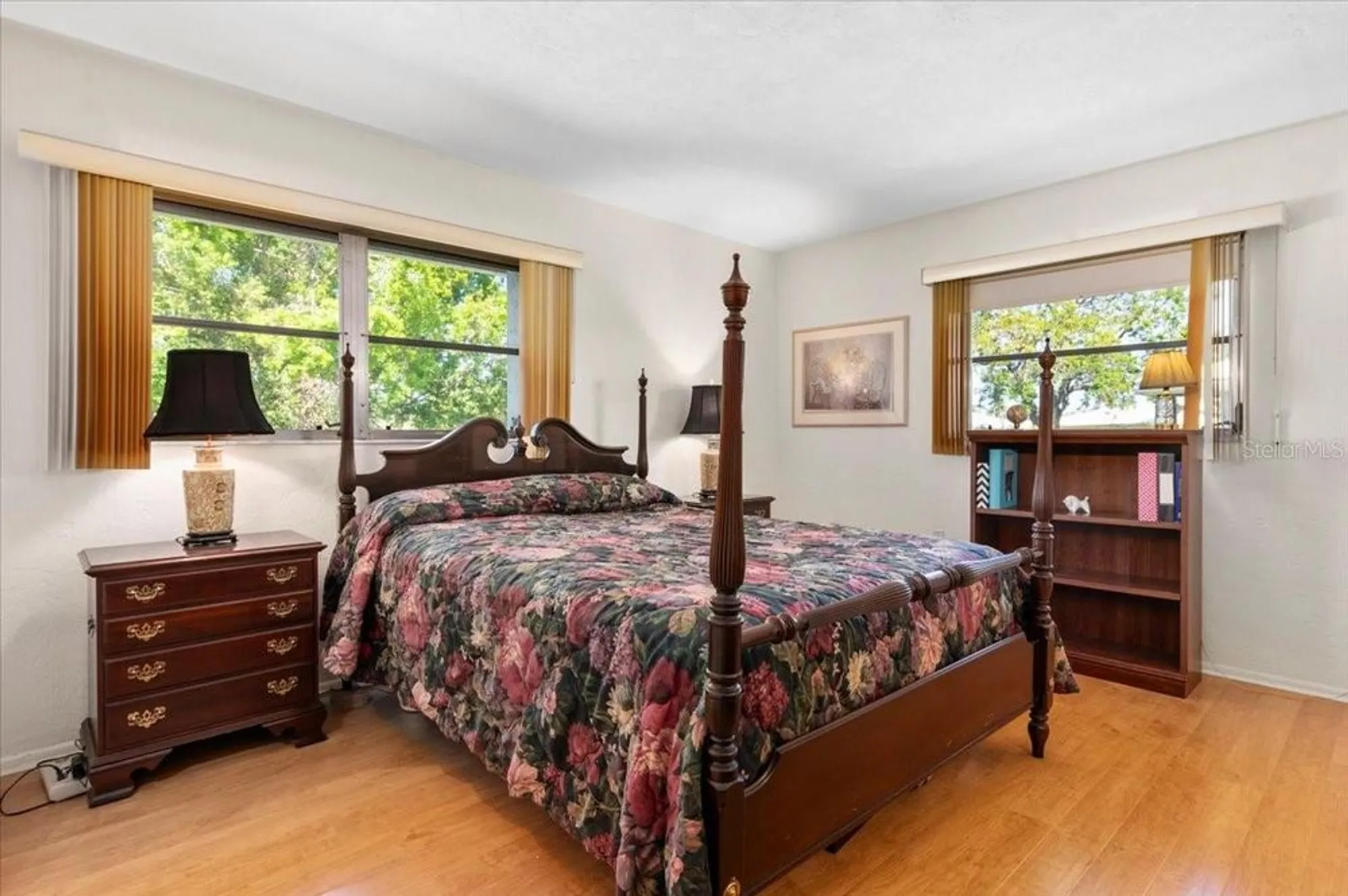 Property Slideshow image 13 of 36 | 3626 medford ln # 1537, Sarasota, FL, 34232