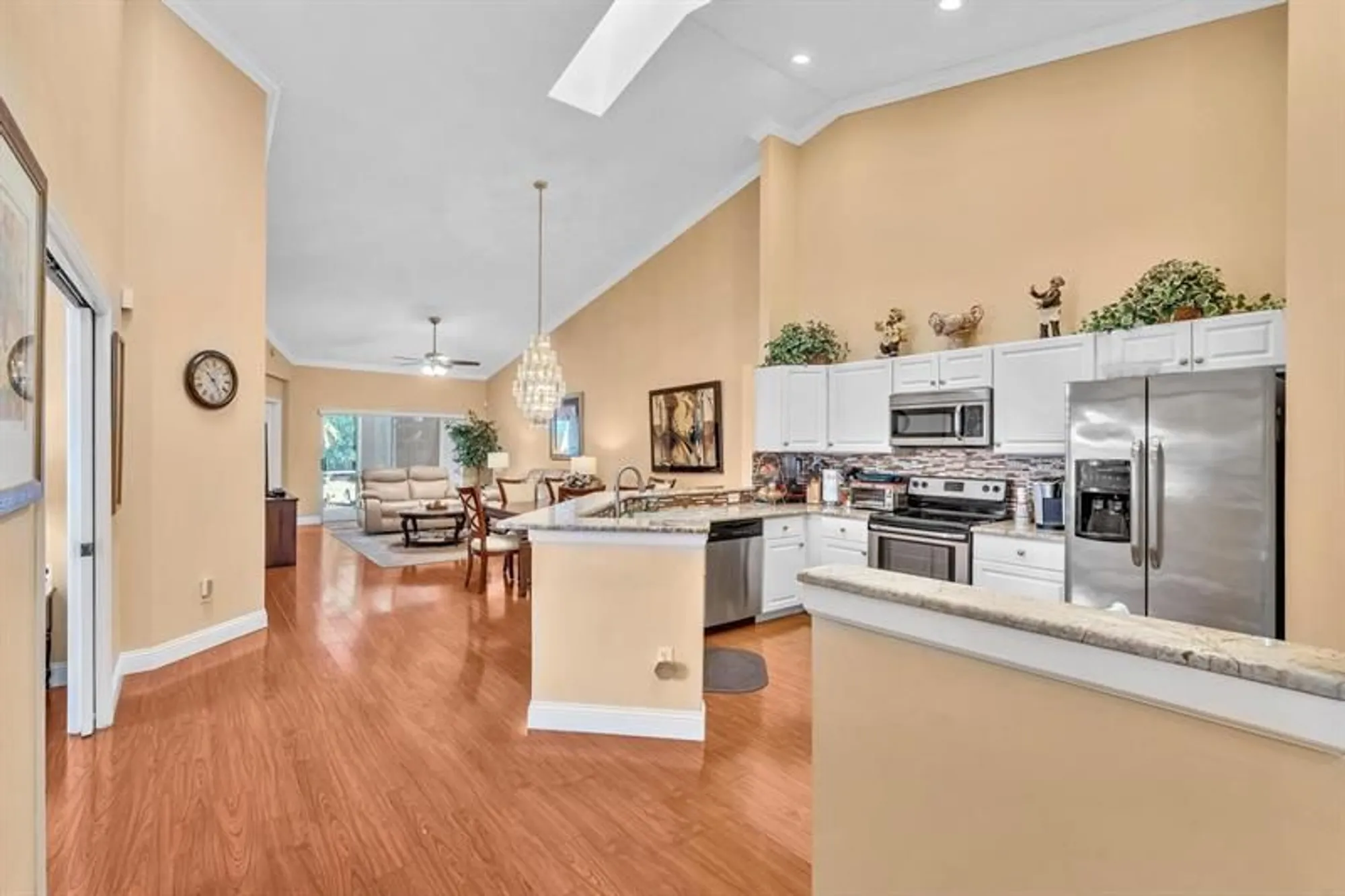 Property Slideshow image 4 of 59 | 9714 malvern dr # 9714, Tamarac, FL, 33321