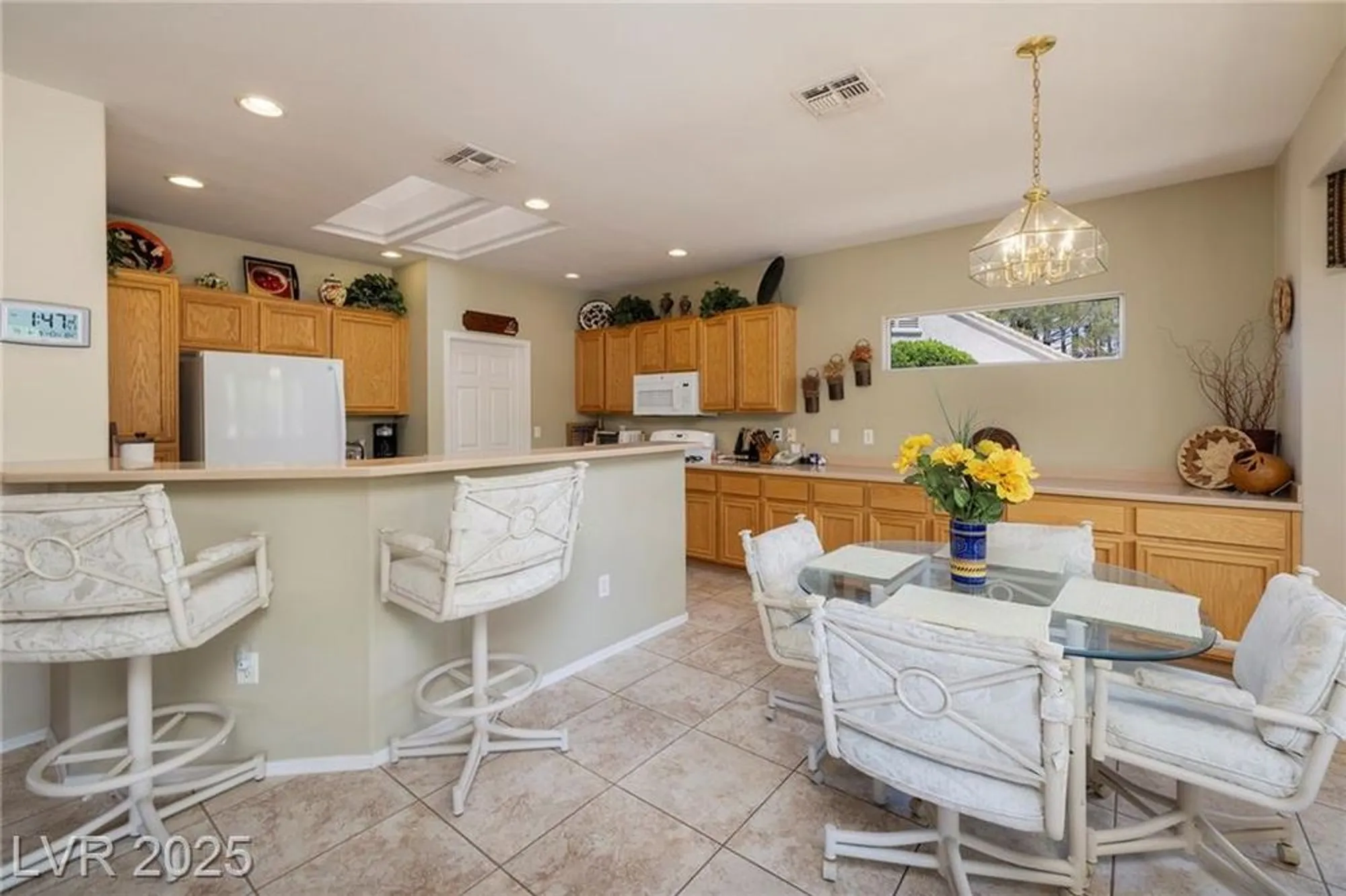 Property Slideshow image 14 of 39 | 1620 fieldbrook st, Henderson, NV, 89052