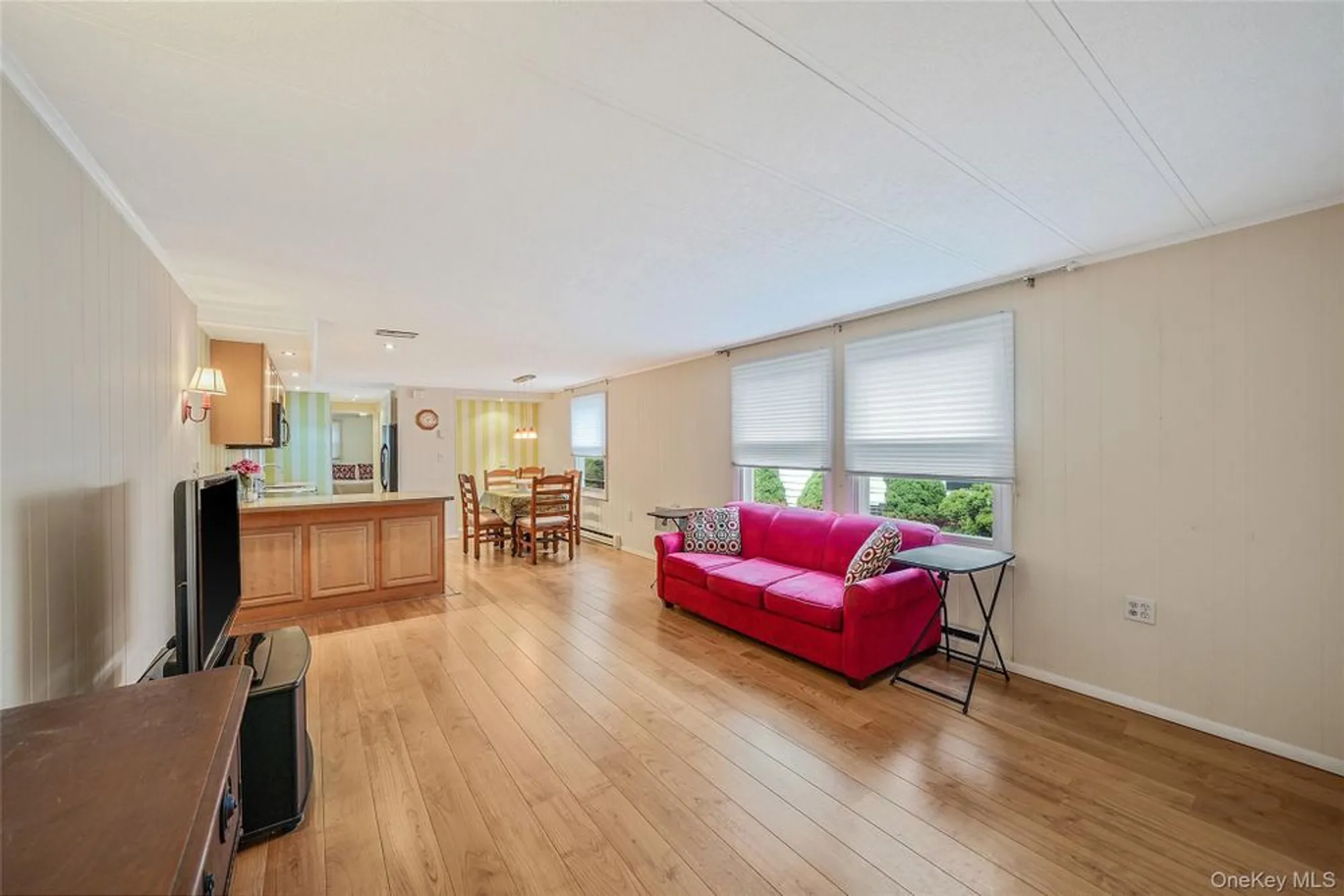 Property Slideshow image 4 of 29 | 91 village cir, Manorville, NY, 11949