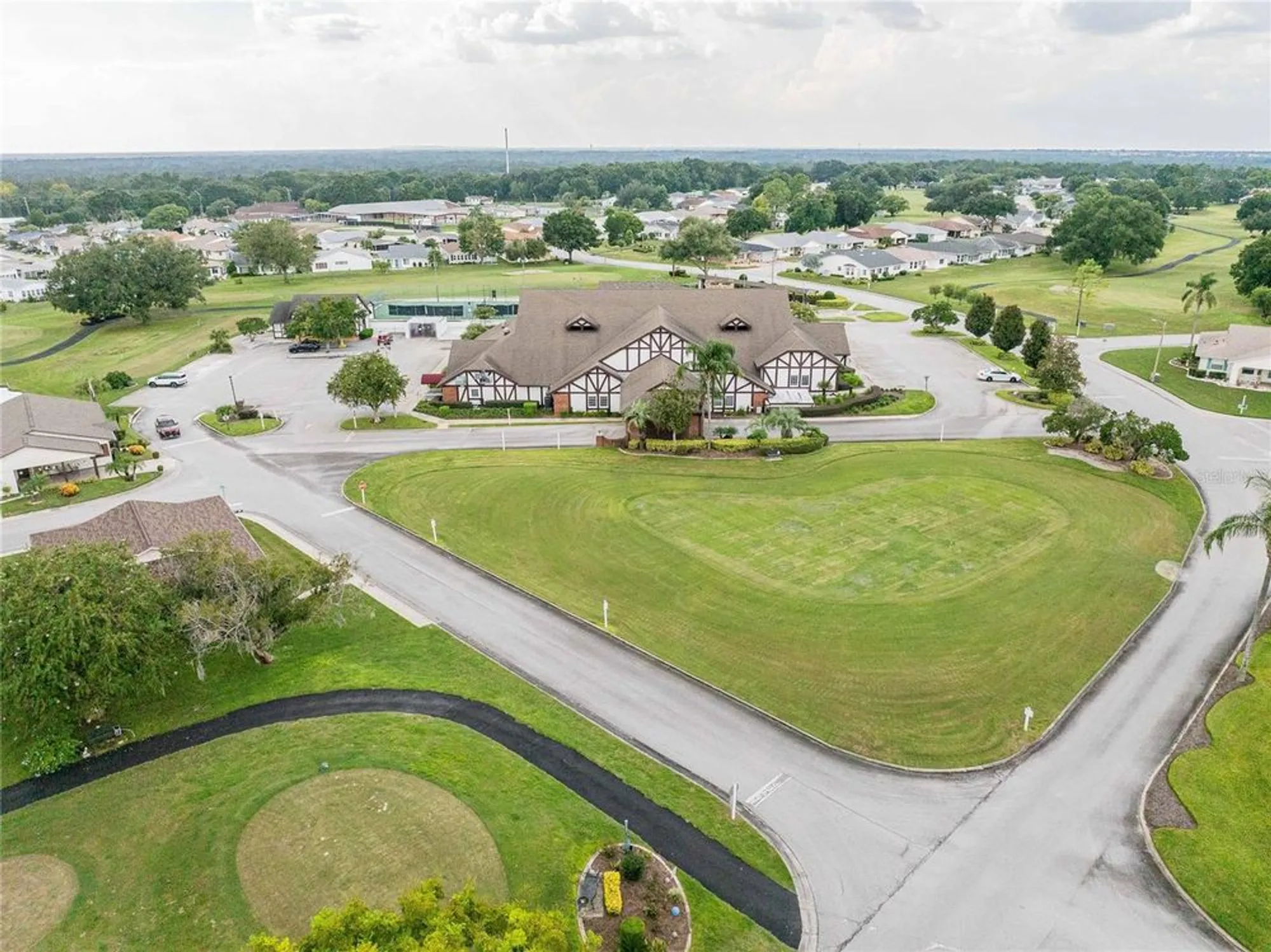 Property Slideshow image 25 of 29 | 3202 otter creek ct, Lakeland, FL, 33810