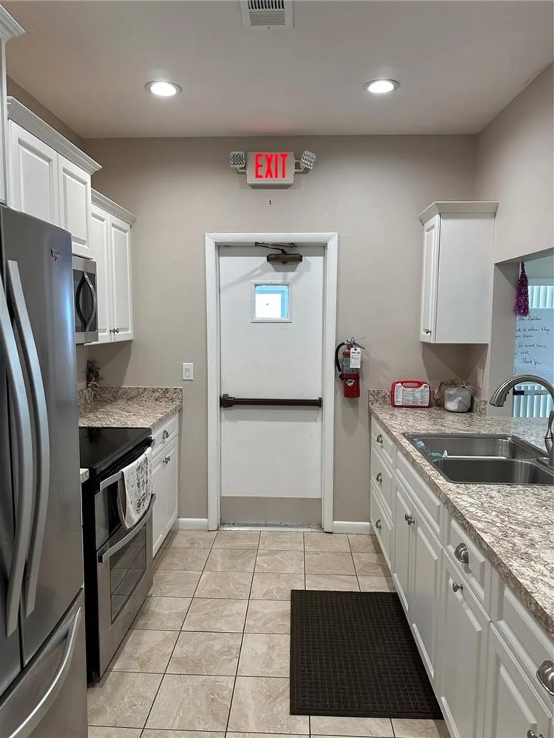 Property Slideshow image 30 of 31 | 3403 36th st w # 109, Bradenton, FL, 34205