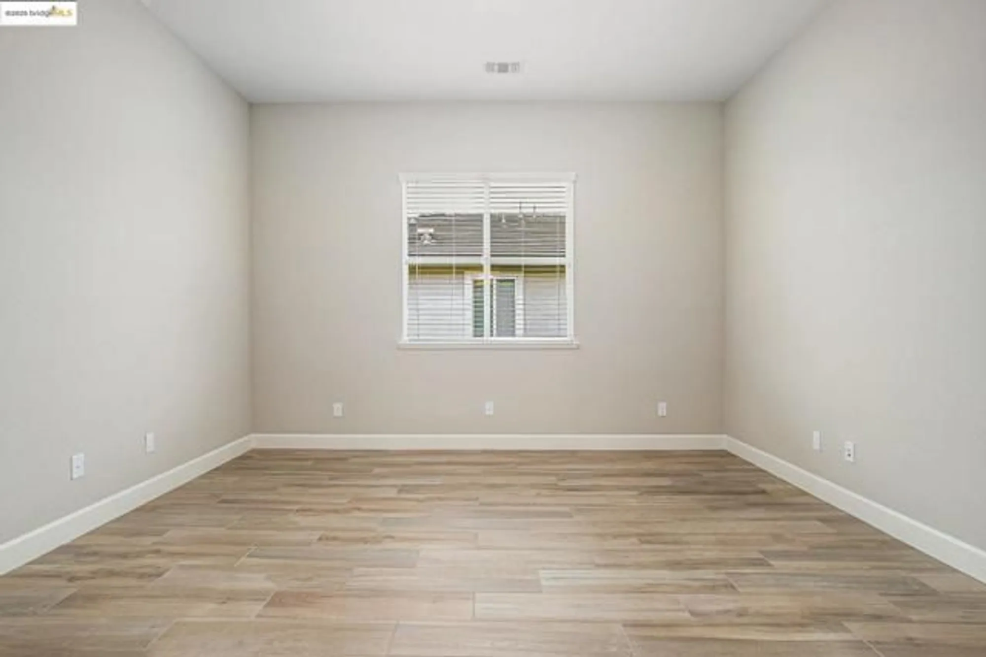 Property Slideshow image 5 of 34 | 415 pelican pl, Rio Vista, CA, 94571