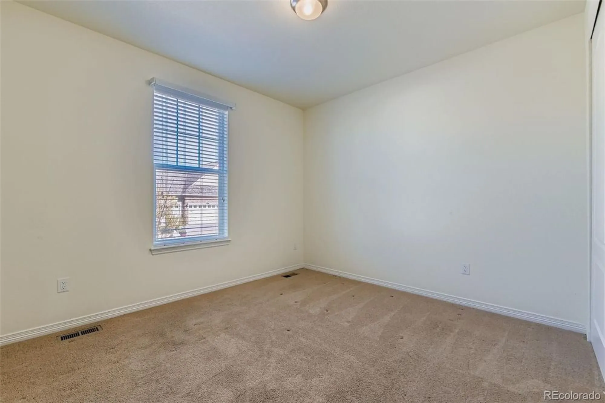 Property Slideshow image 19 of 31 | 7830 e 148th dr, Thornton, CO, 80602