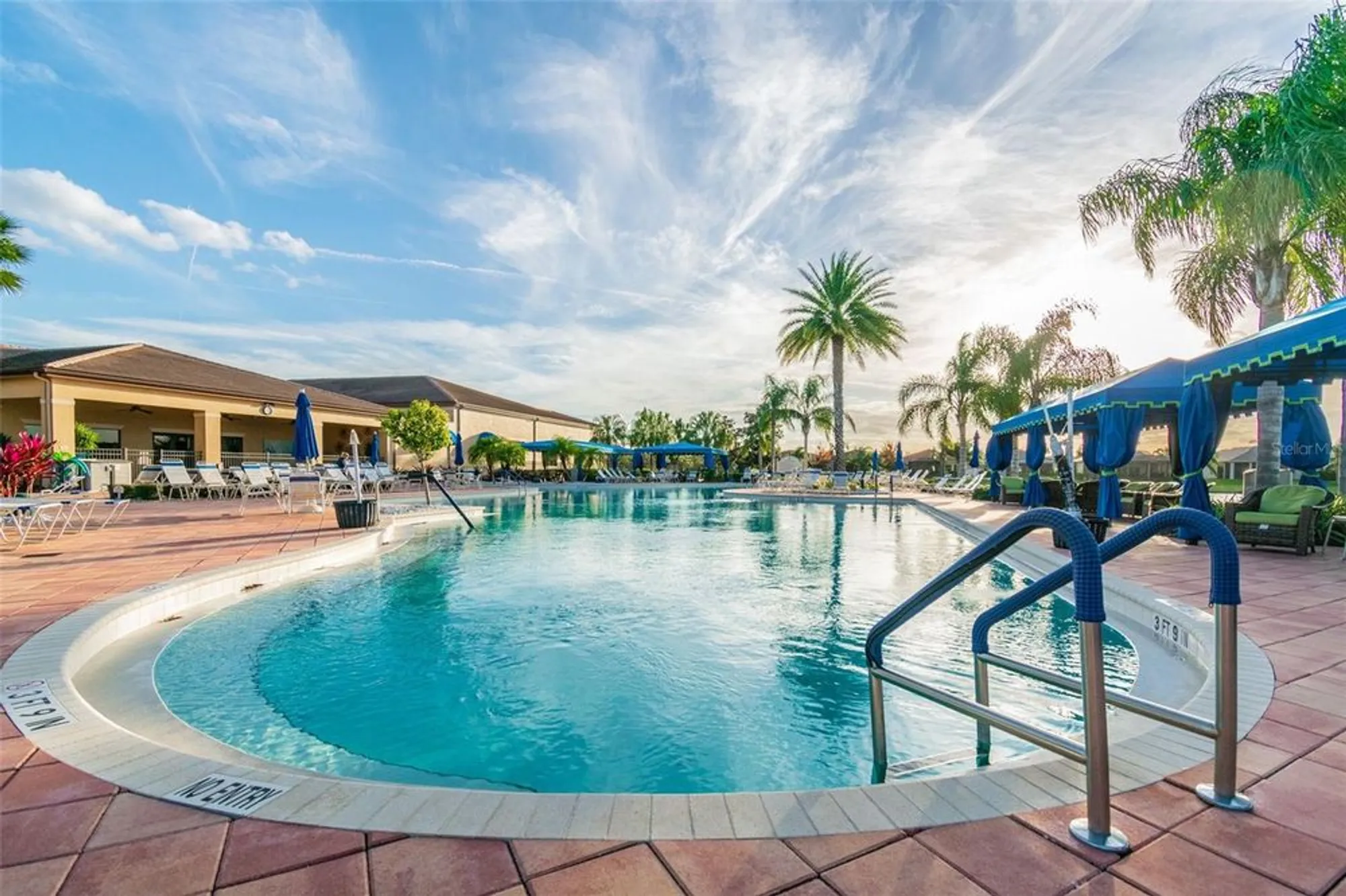 Property Slideshow image 45 of 53 | 16301 garnet glen pl, Wimauma, FL, 33598