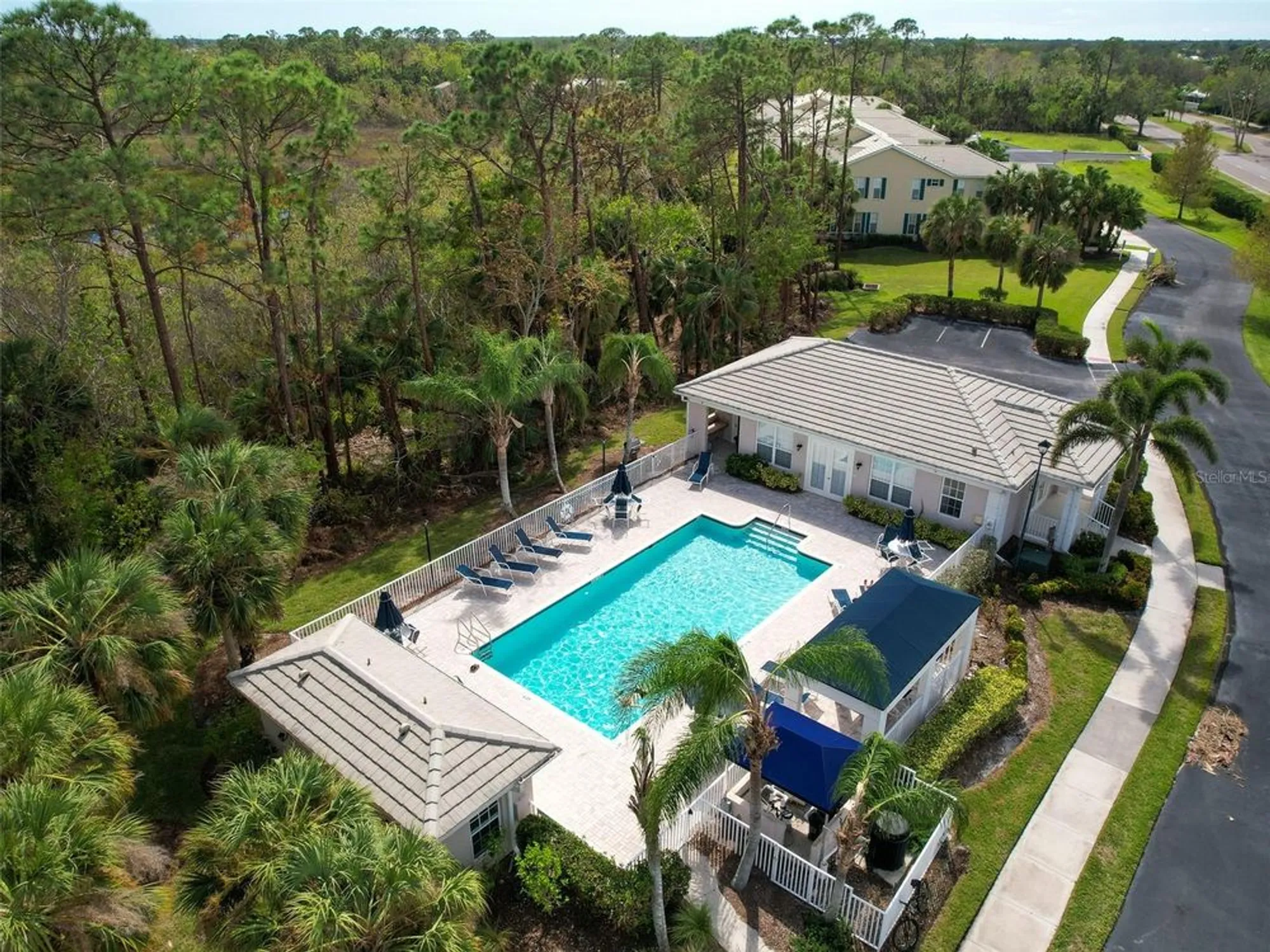 Property Slideshow image 43 of 60 | 1627 lancashire dr, Venice, FL, 34293