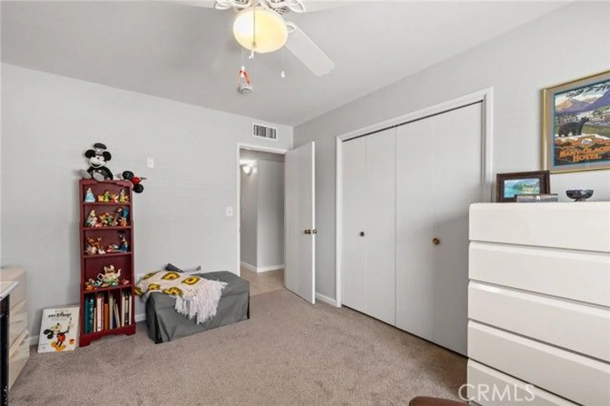 Property Slideshow image 36 of 48 | 704 river oaks dr, Bakersfield, CA, 93309