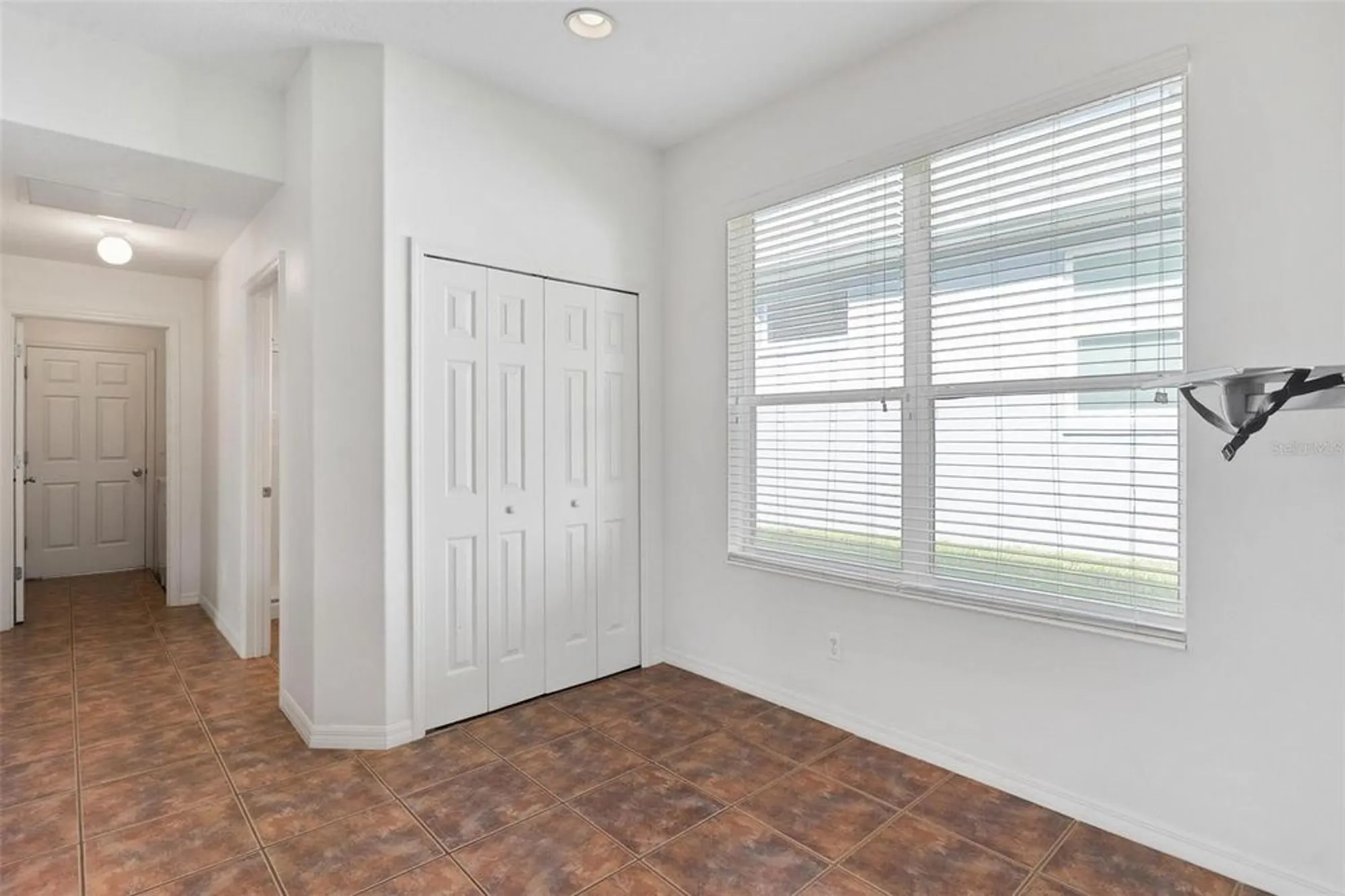 Property Slideshow image 21 of 73 | 5789 bounty cir, Tavares, FL, 32778