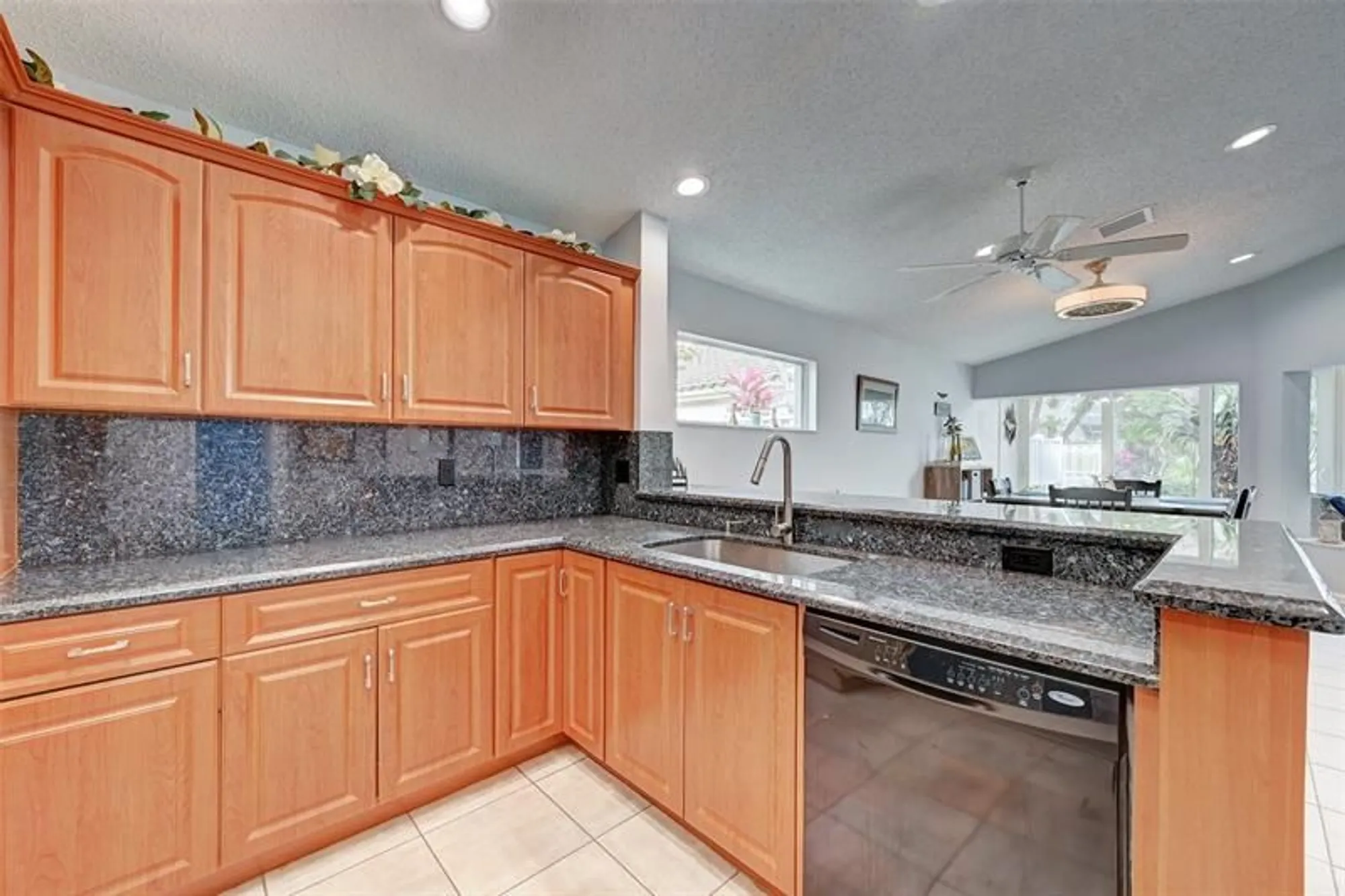 Property Slideshow image 11 of 60 | 7891 waterfall ter, Boynton Beach, FL, 33437
