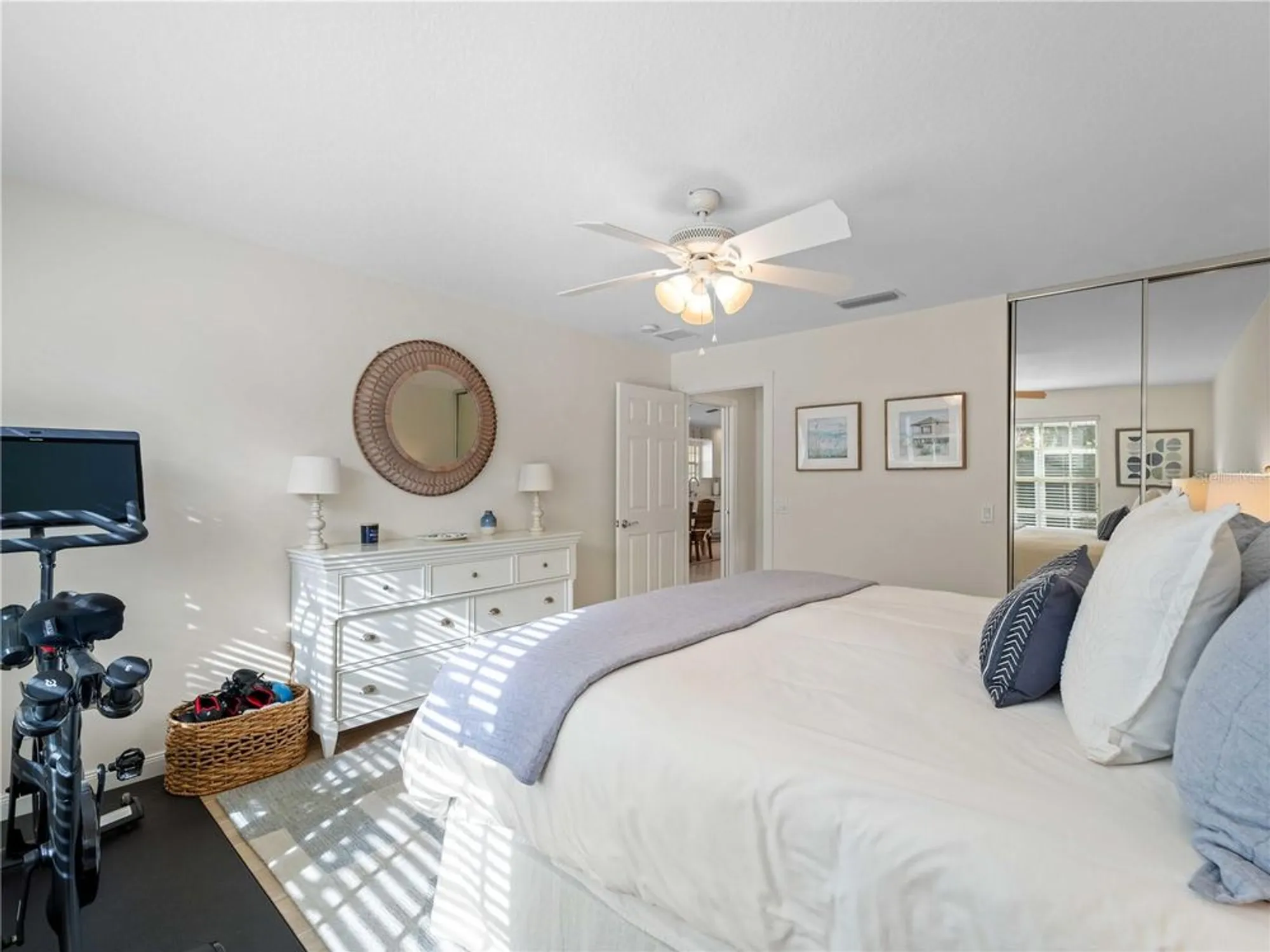 Property Slideshow image 20 of 62 | 7641 quinto dr, Sarasota, FL, 34238