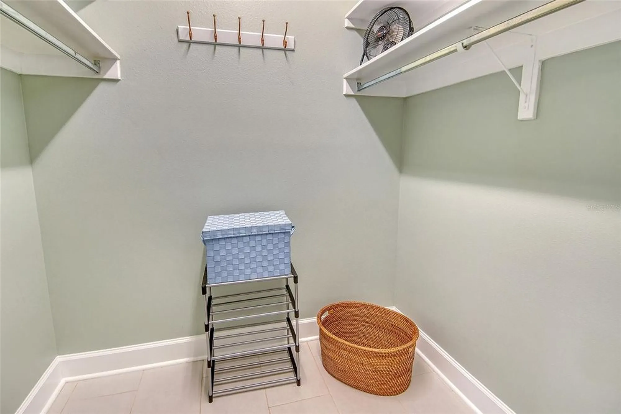 Property Slideshow image 28 of 68 | 143 whispering sands dr # v30, Sarasota, FL, 34242