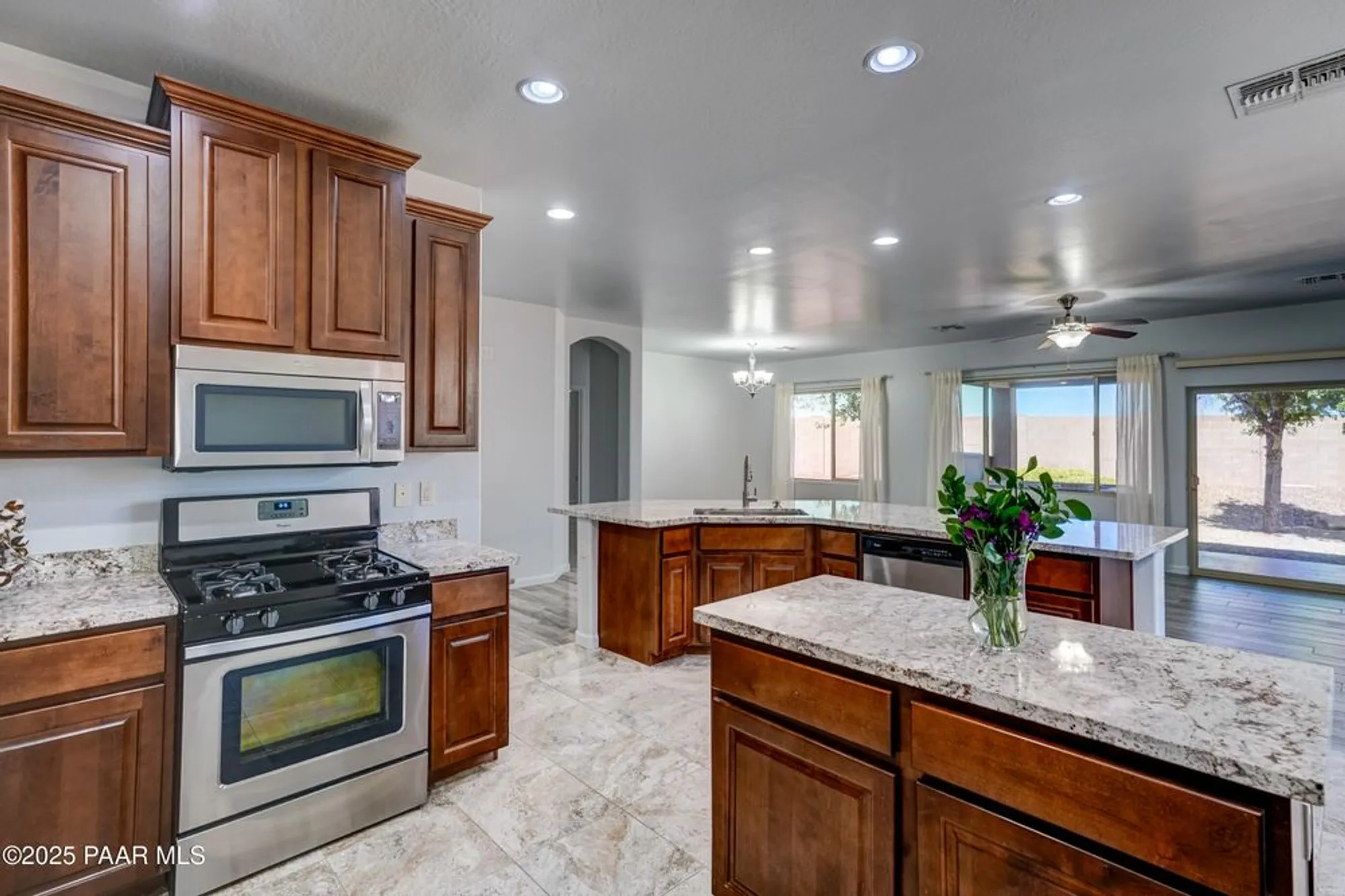 Property Slideshow image 6 of 32 | 7506 e roaring canyon rd, Prescott Valley, AZ, 86315